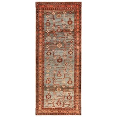 Tappeto runner antico persiano Nazmiyal Collection.  3 ft 8 in x 9 ft