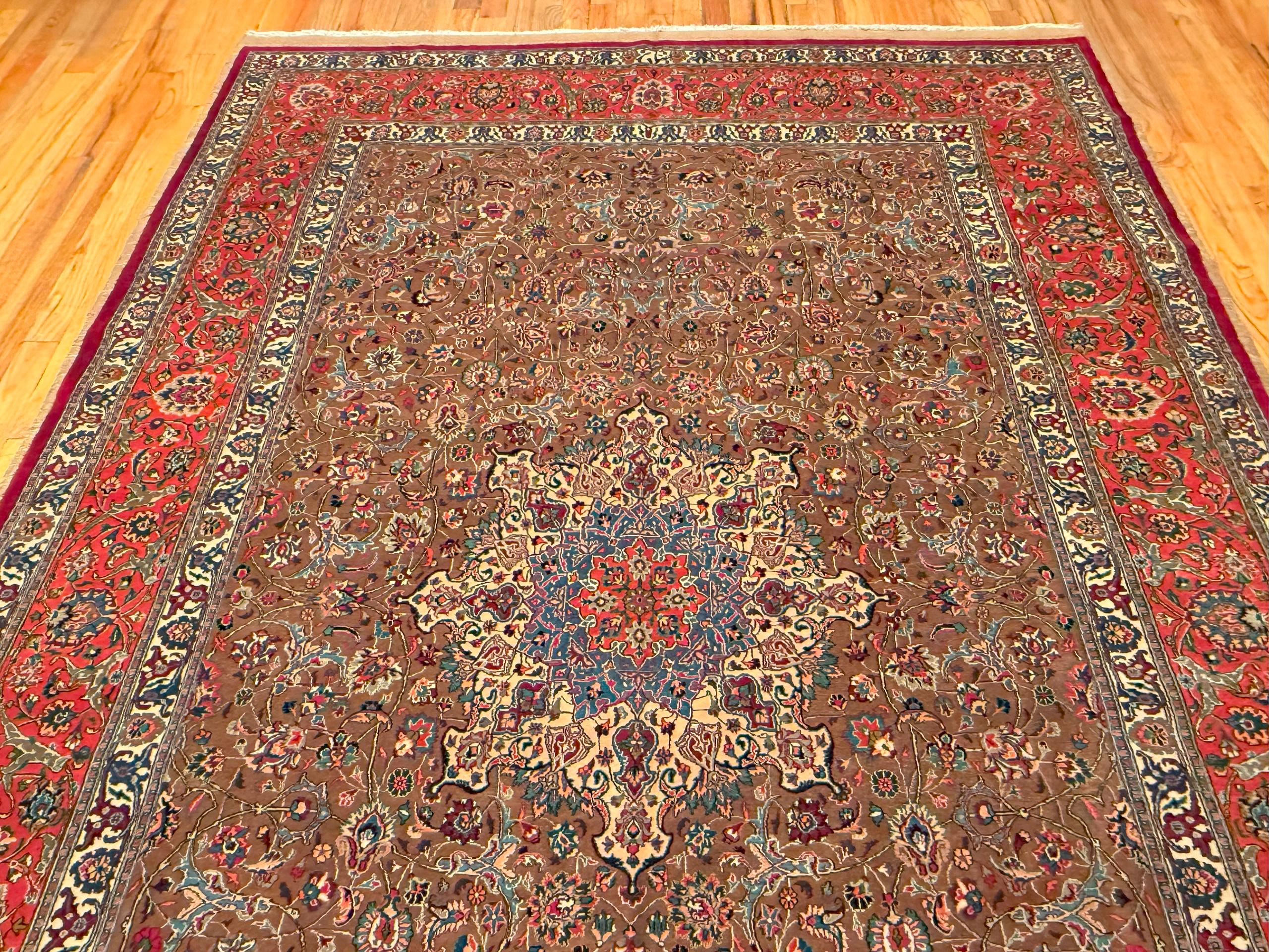 Nazmiyal Collection Antike persische Mashad Wolle & Seide Teppich 8 ft 1 in x 12 ft im Angebot 2