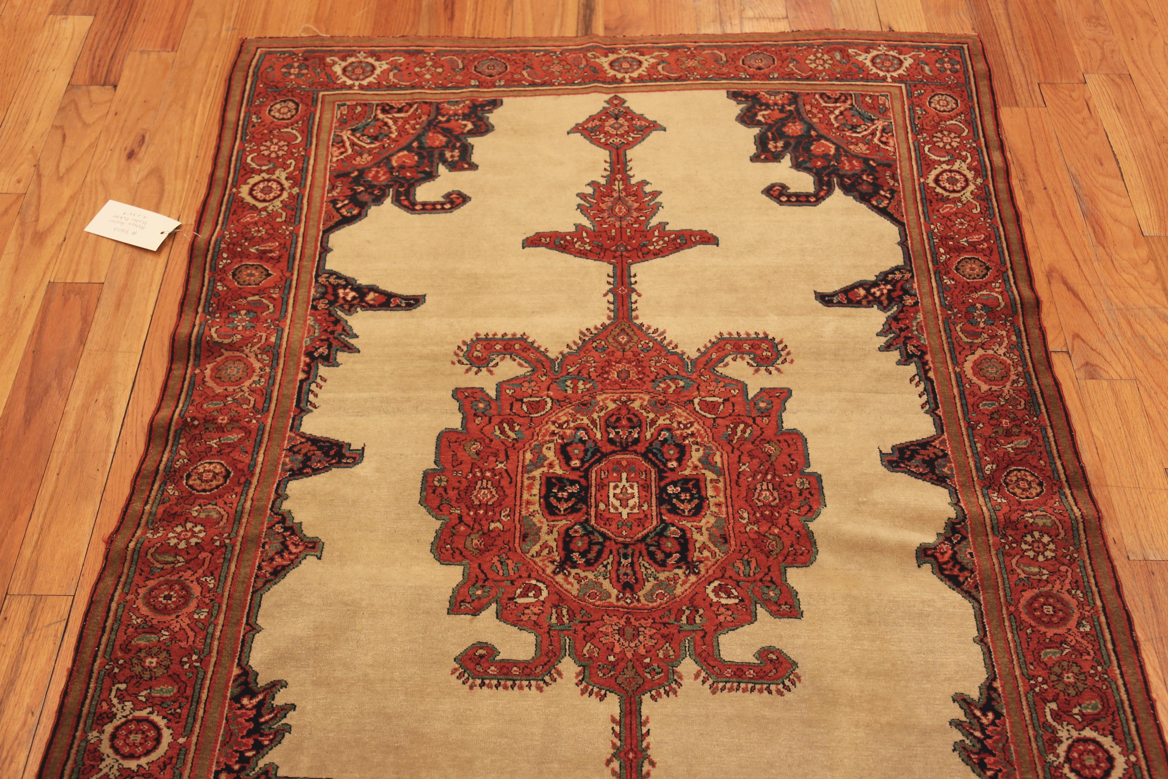 19th Century Antique Persian Mishan Malayer Rug. 4 ft 2 in x 6 ft 4 in For Sale