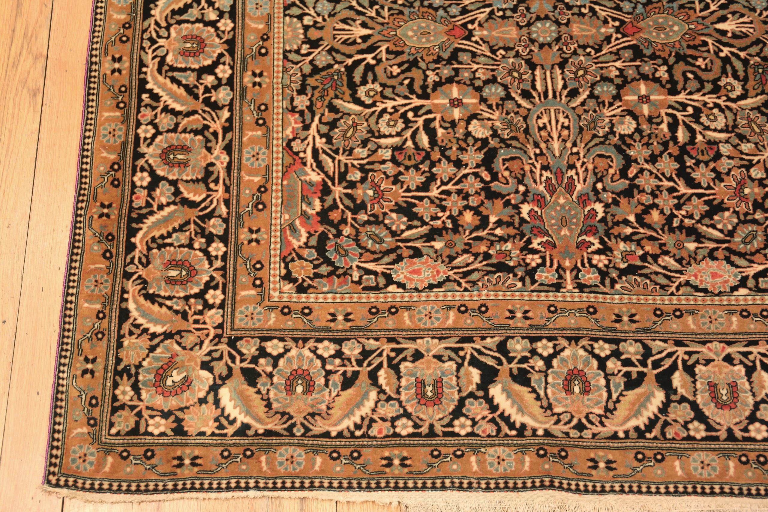 Antique Persian Mohtasham Kashan Rug. 4 ft 4 in x 6 ft 10 in In Good Condition For Sale In New York, NY