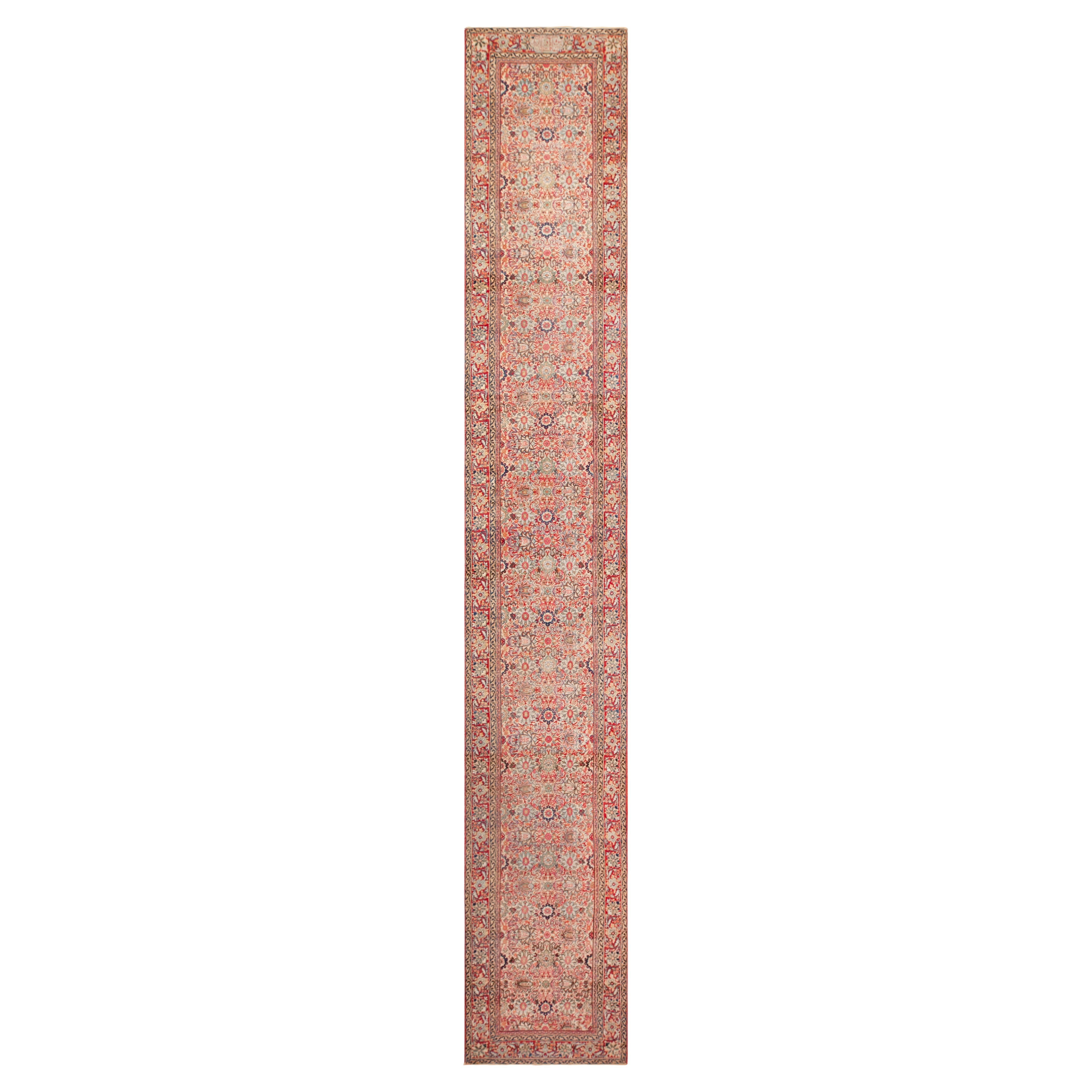 Tappeto Runner antico persiano Nazmiyal Collection 2 ft 10 in x 19 ft 3 in in vendita