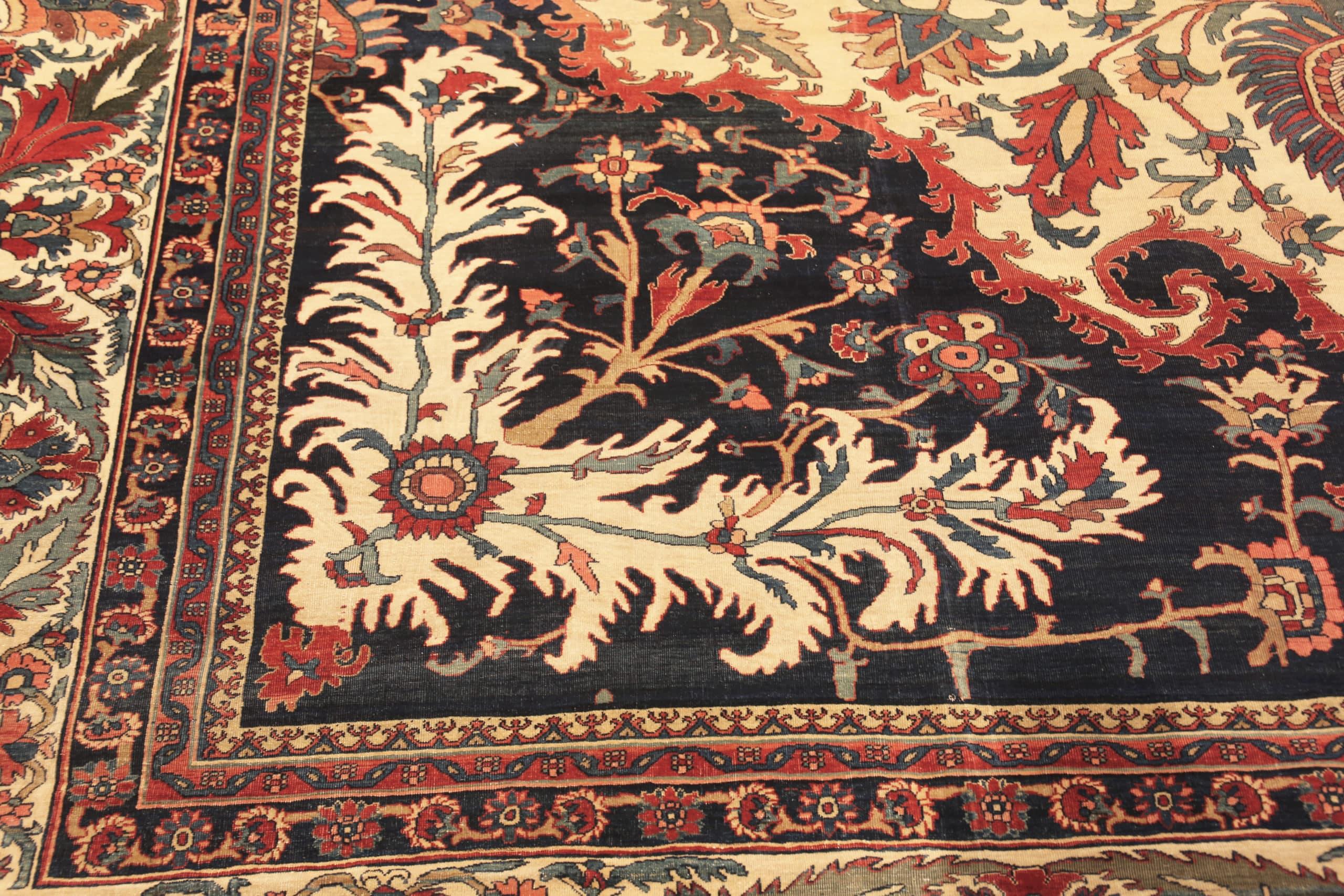 Antiker persischer Sarouk Farahan-Teppich aus Sarouk. 12 Fuß 3 Zoll x 18 Fuß 6 Zoll (Wolle) im Angebot