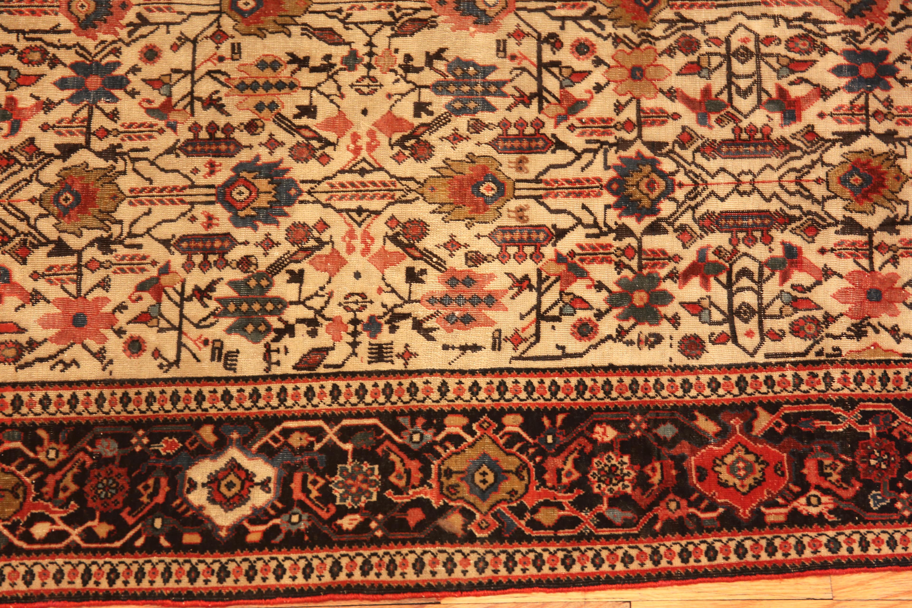 Hand-Knotted Antique Persian Sarouk Farahan Rug. 4 ft 4 in x 6 ft 6 in For Sale