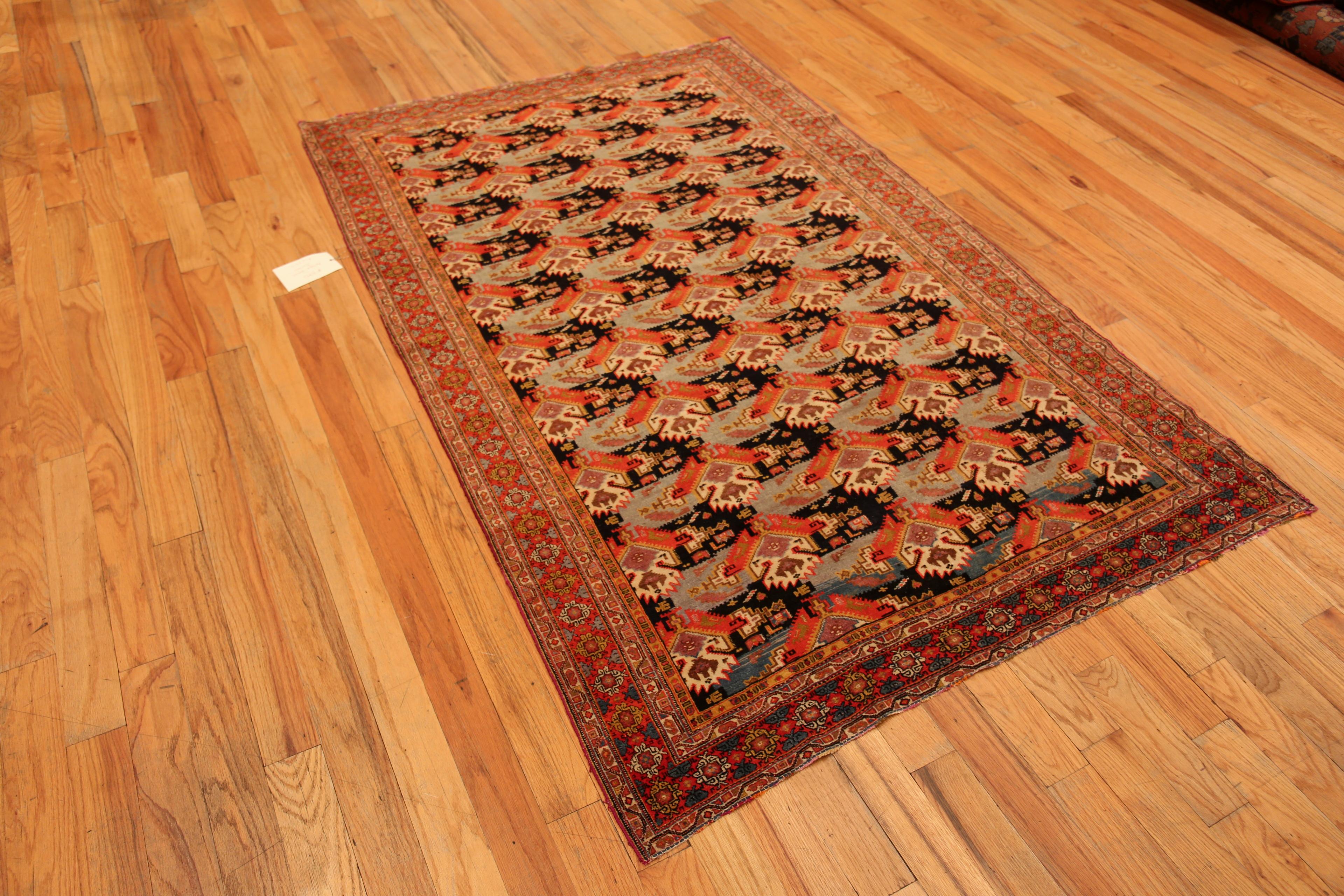 Wool Antique Persian Senneh Rug. 4 ft 6 in x 6 ft 11 in For Sale