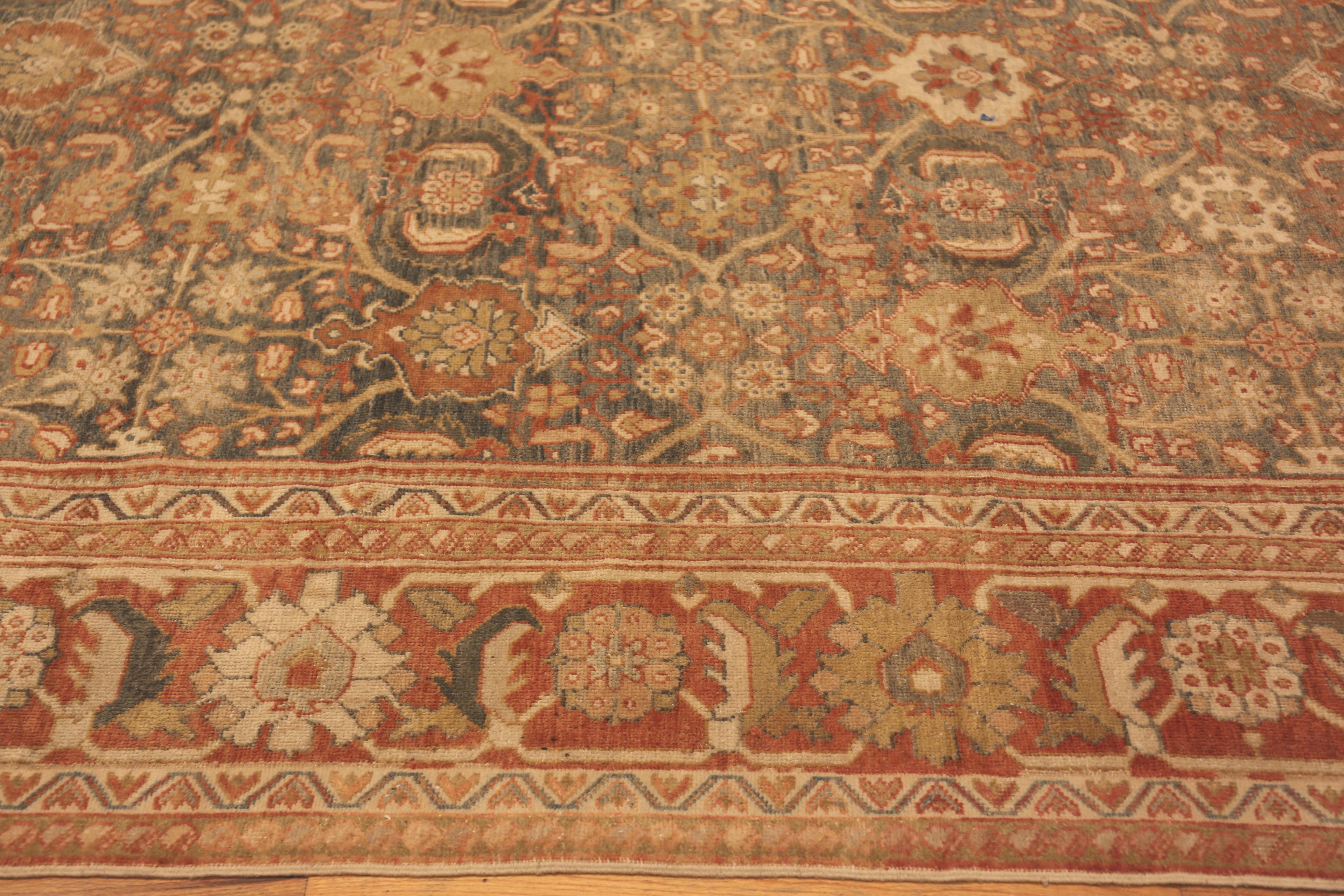 Antique Persian Sultanabad Rug. 11 ft 10 in x 21 ft 4 in In Good Condition For Sale In New York, NY