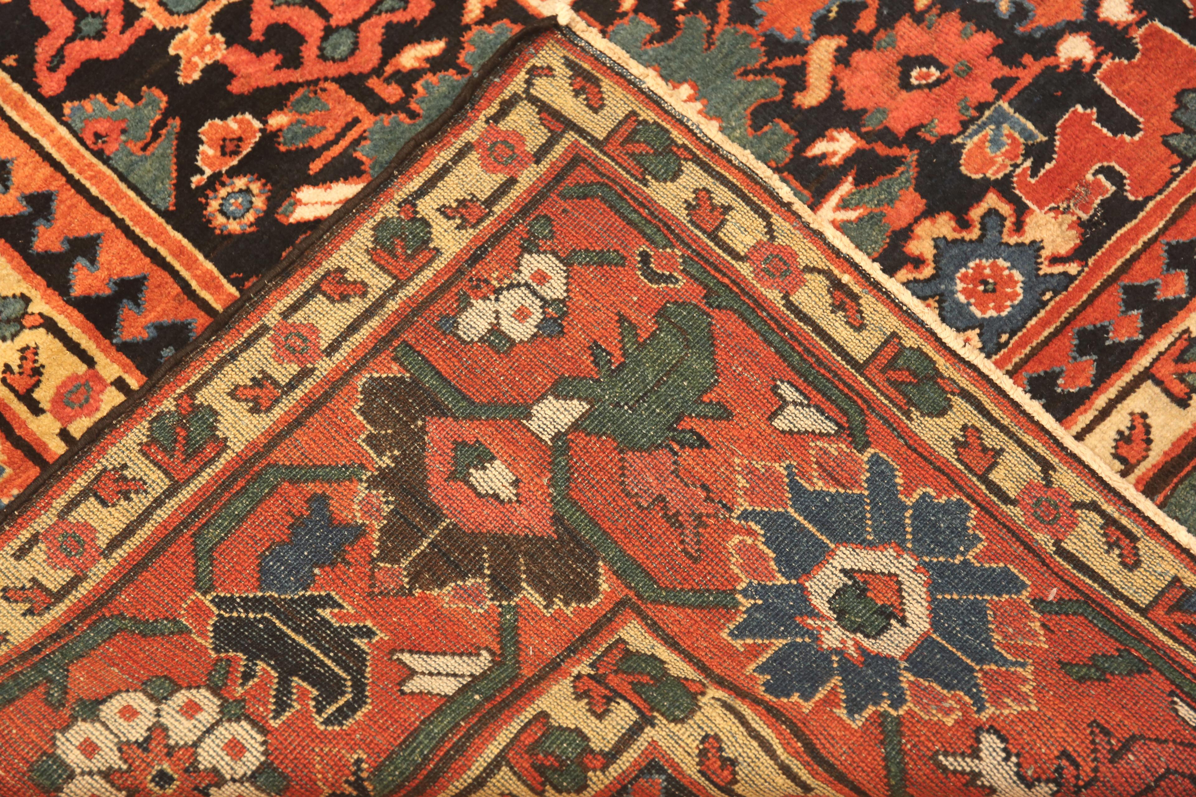 Antiker persischer Sultanabad-Teppich. 12 ft 1 in x 13 ft 10 in (Wolle) im Angebot