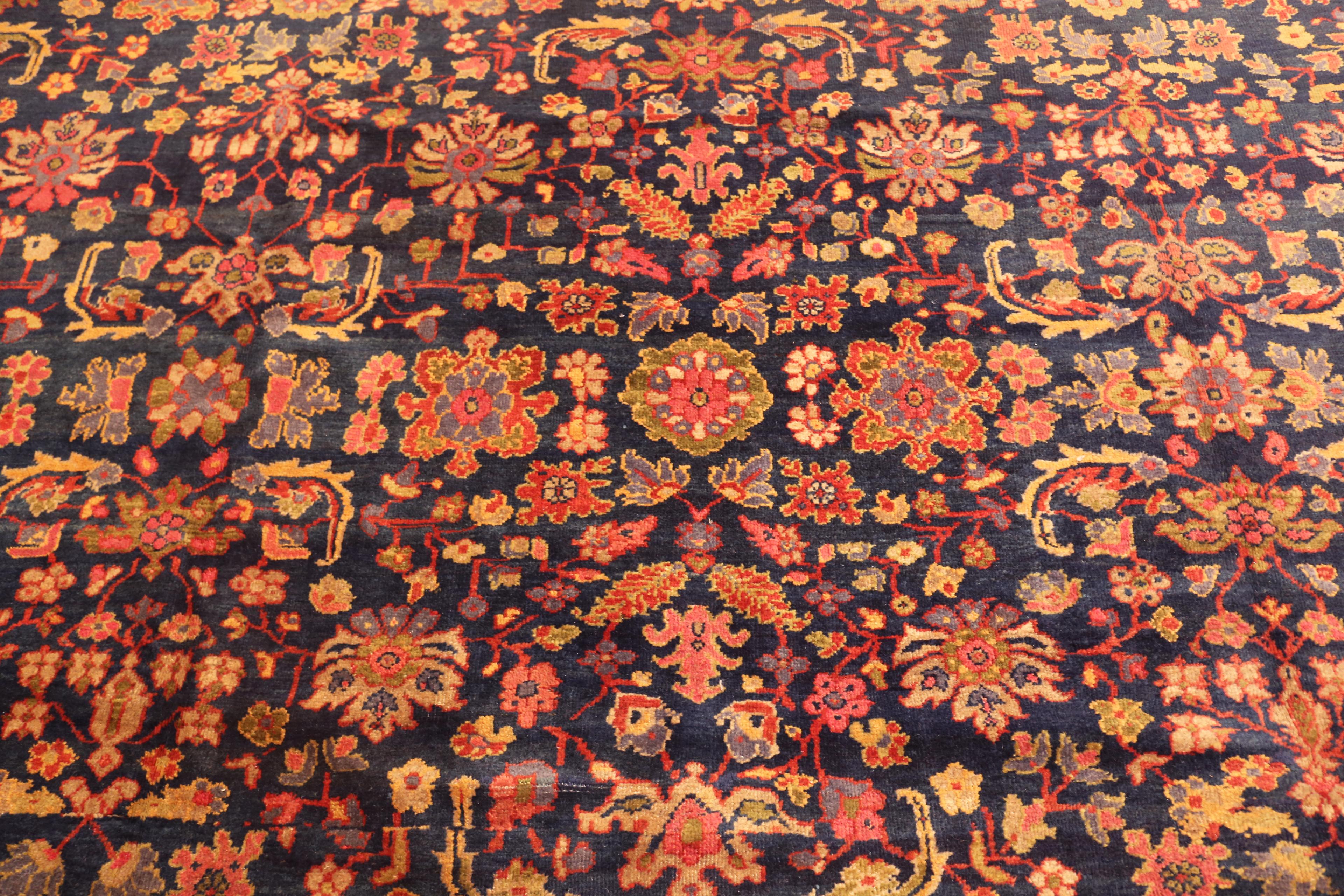 Annodato a mano Nazmiyal Collection Antique Persian Sultanabad Rugs 13 ft x 20 ft 2 in in vendita