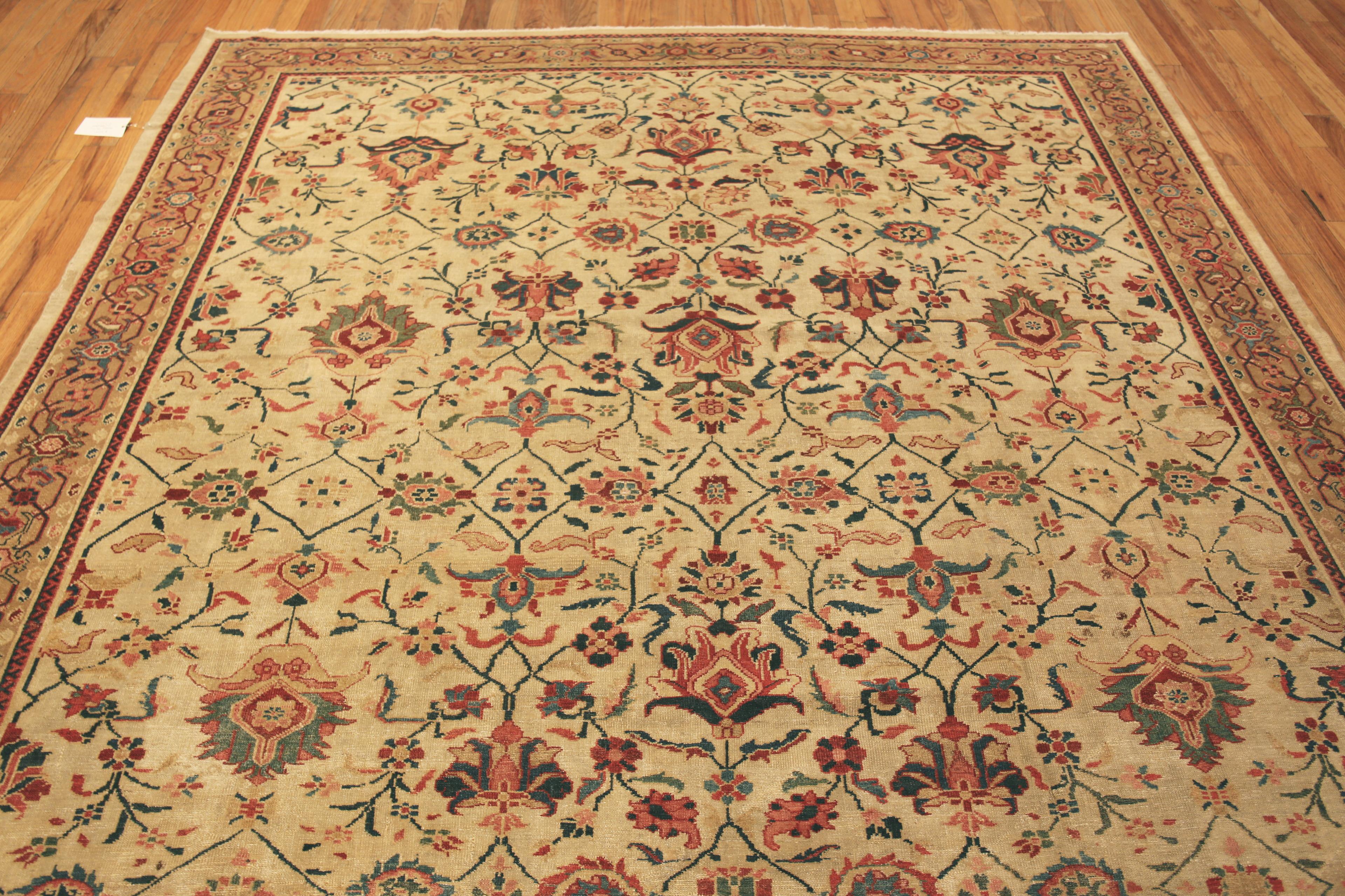 20th Century Antique Persian Sultanabad Rug. 9 ft 3 in x 11 ft 3 in For Sale