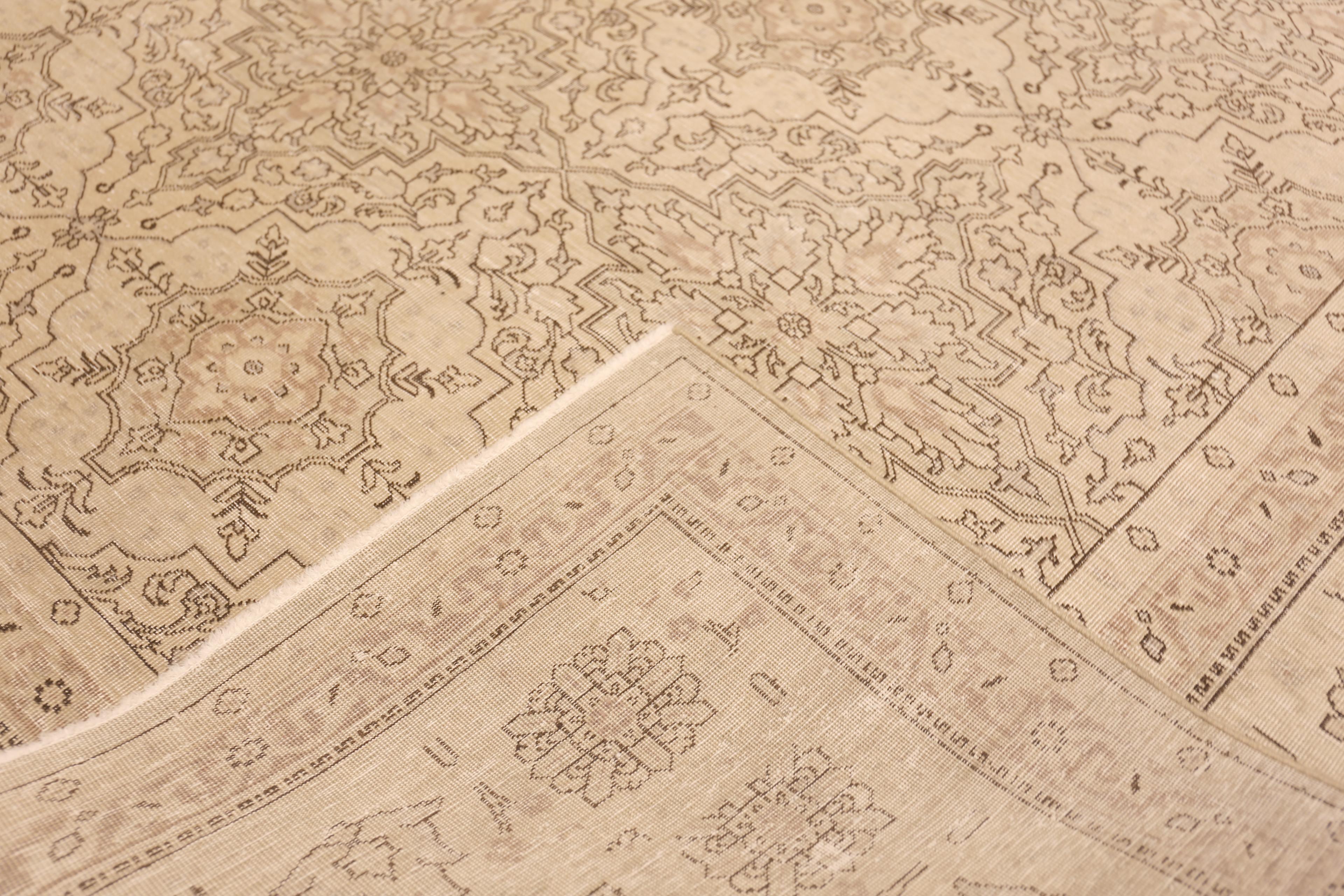Annodato a mano Nazmiyal Collection Tappeto Tabriz Persiano Antico 10 ft x 13 ft 4 in in vendita