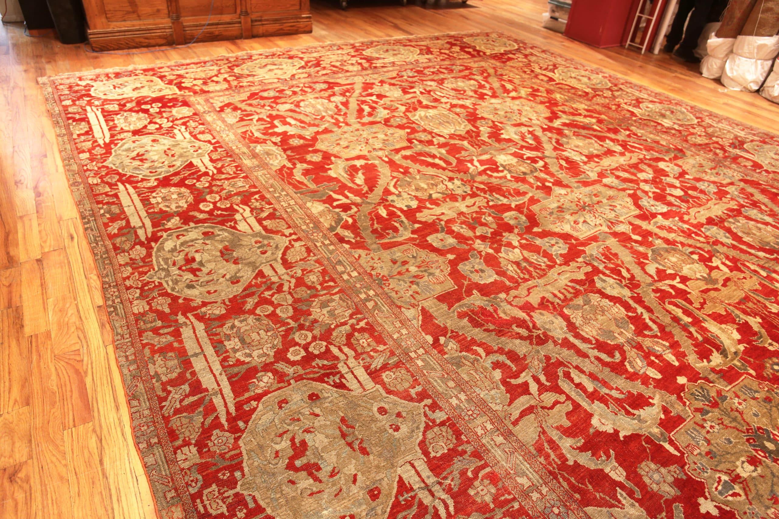 Impressionnant tapis ancien surdimensionné Ziegler Sultanabad, Pays d'origine : Perse, Circa date : 1880