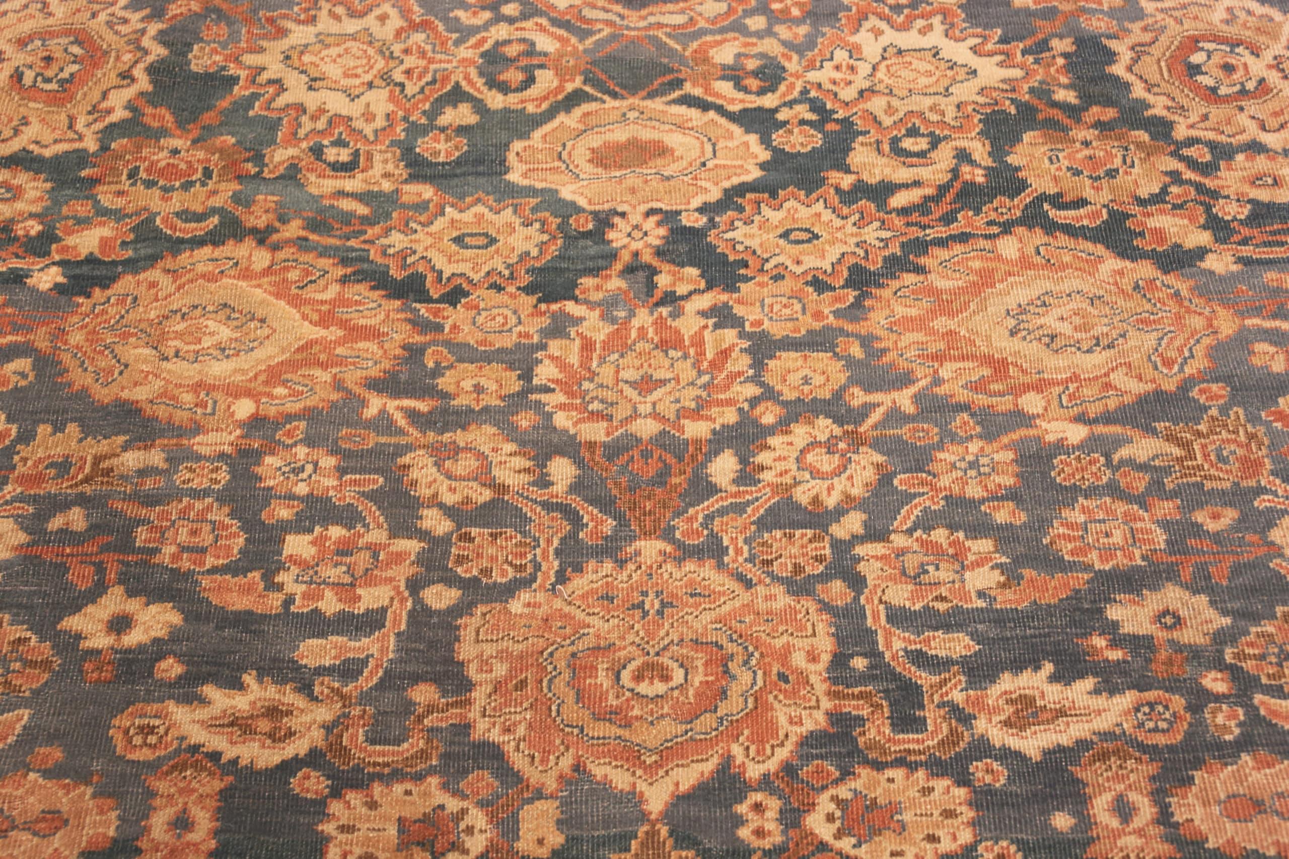 Wool Antique Rustic Persian Sultanabad Rug. 9 ft 10 in x 13 ft 3  For Sale