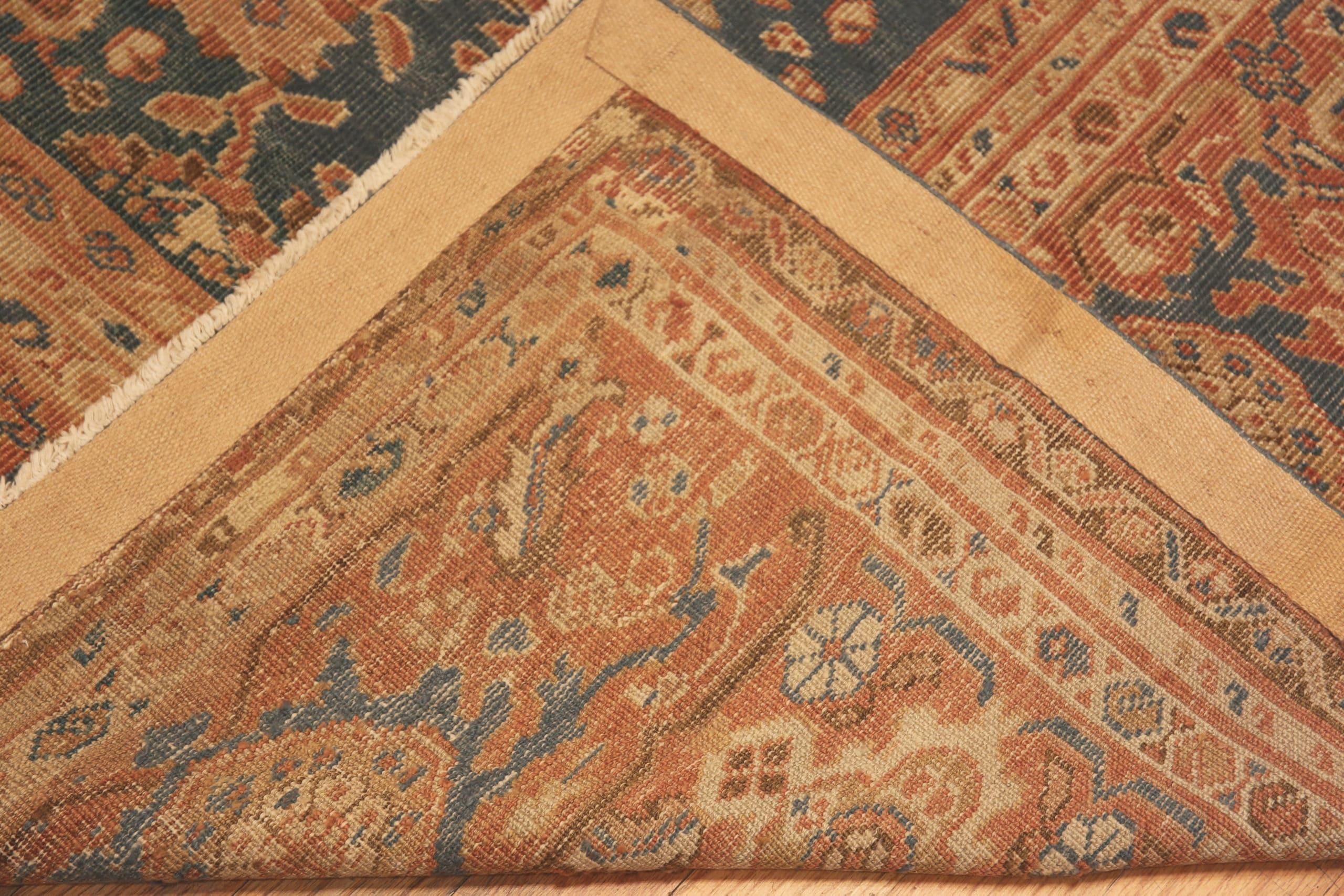 Antiker rustikaler persischer Sultanabad-Teppich aus Sultanabad. 9 ft 10 in x 13 ft 3  (Wolle) im Angebot