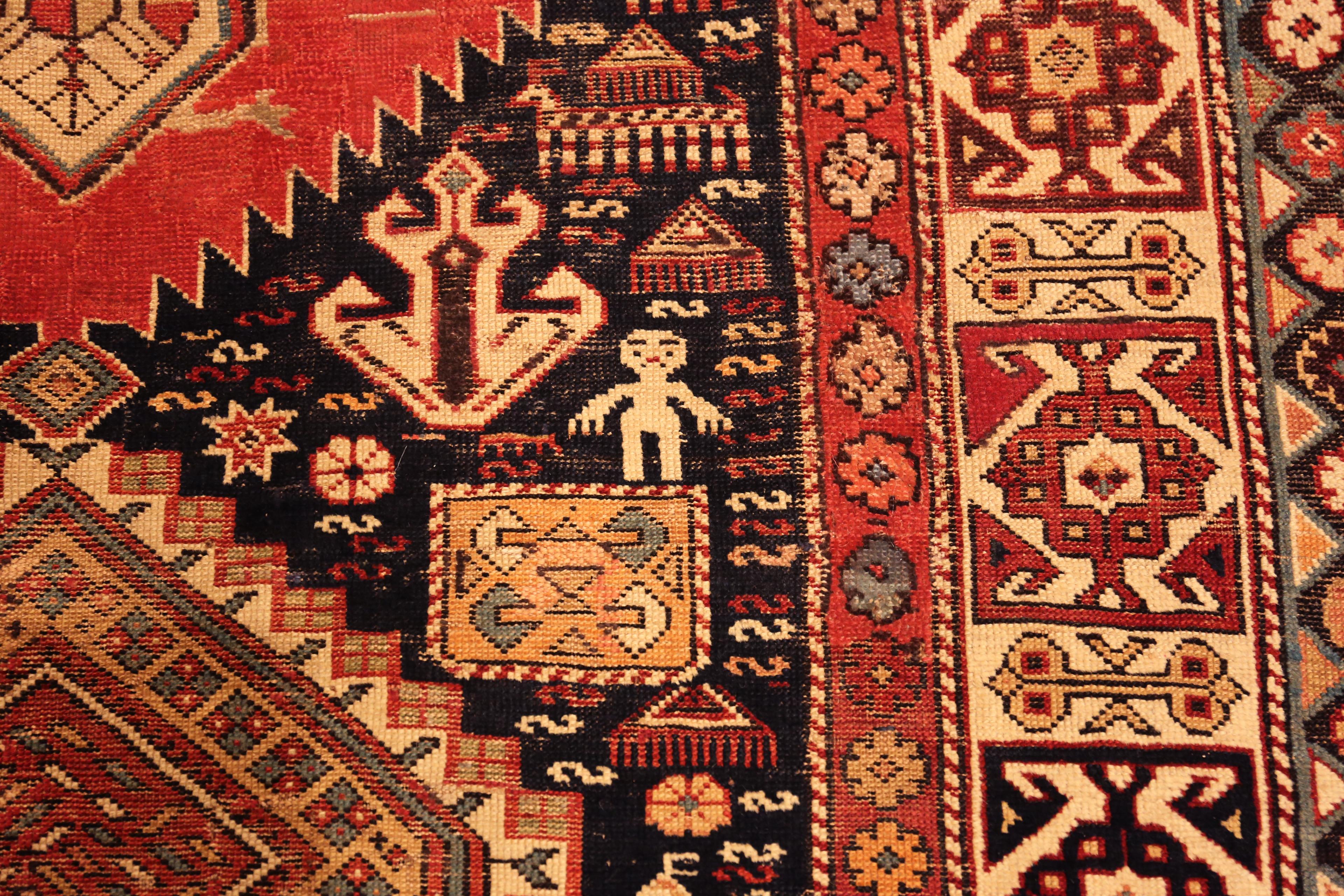 XIXe siècle Collection Antiques Shirvan Rug with Folk Art 3 ft 9 in x 5 ft 10 in en vente