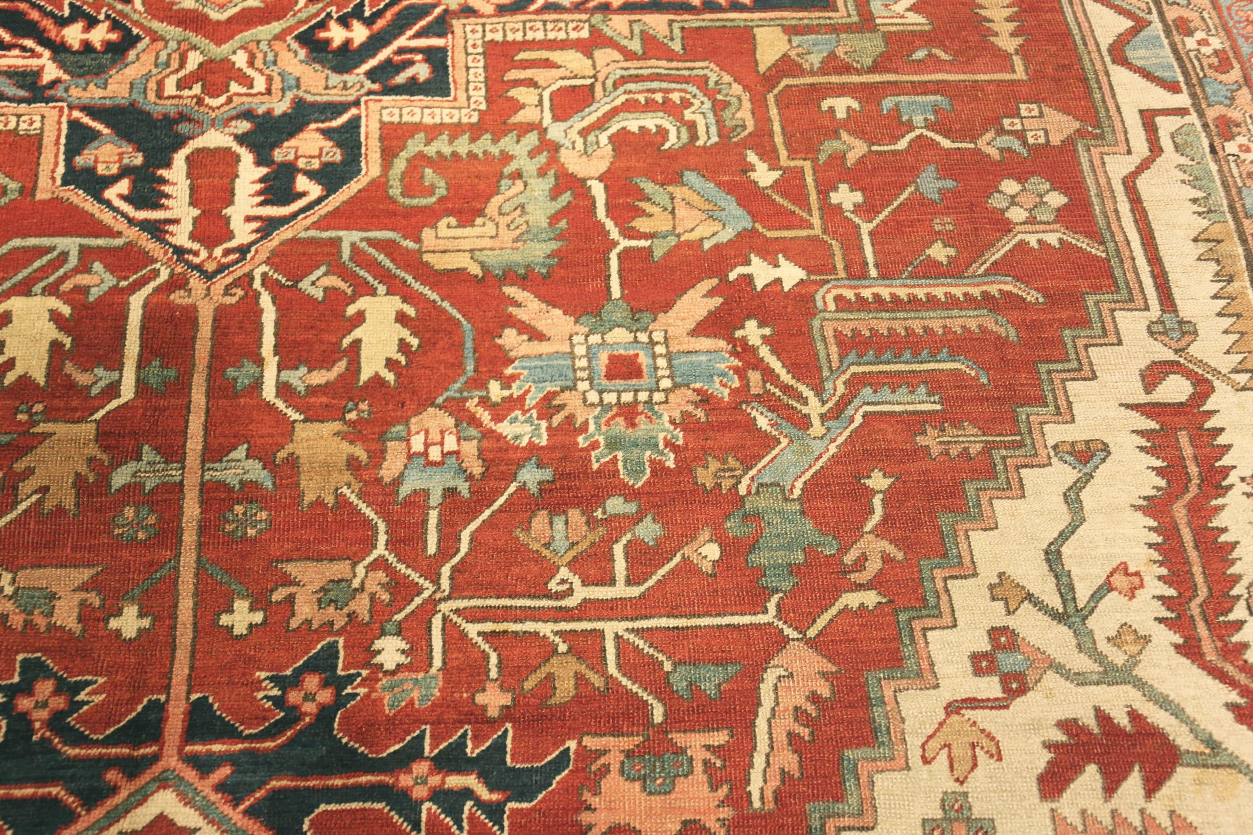 20th Century Antique Tribal Persian Heriz Rug. 11 ft 4 in x 17 ft 8 in For Sale
