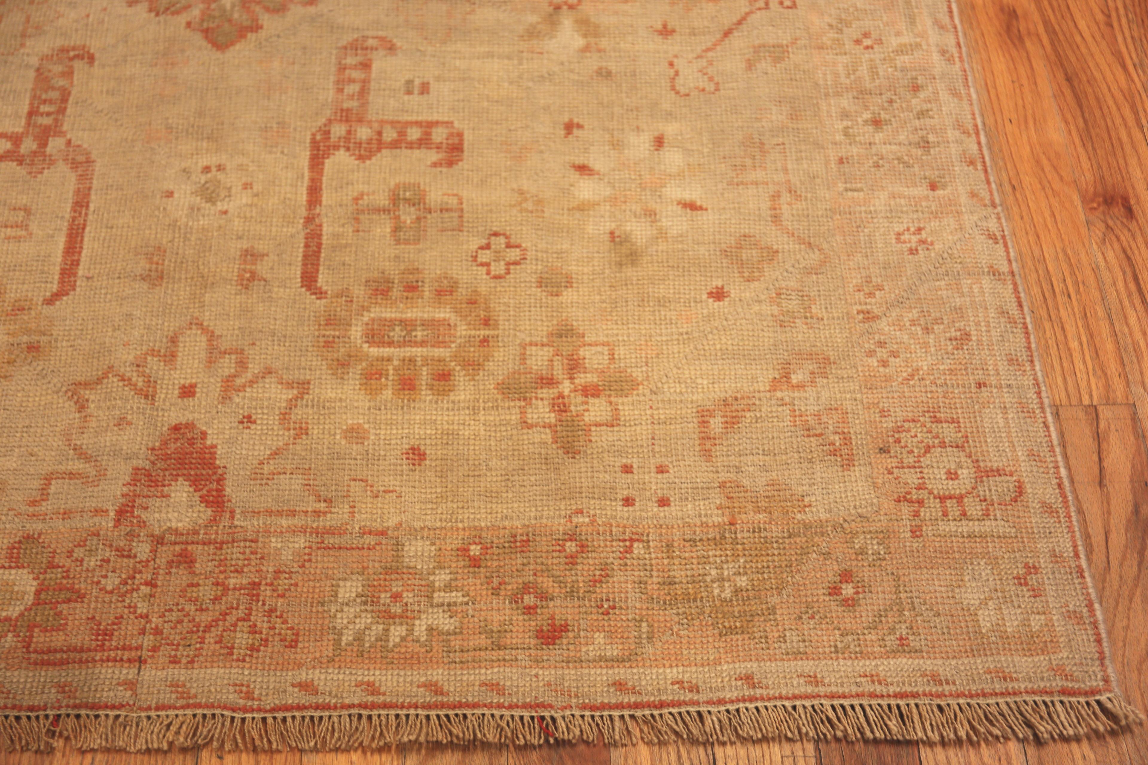 Nazmiyal Collection Antique Turkish Ghiordes Rug. 5 ft 3 in x 11 ft In Good Condition In New York, NY