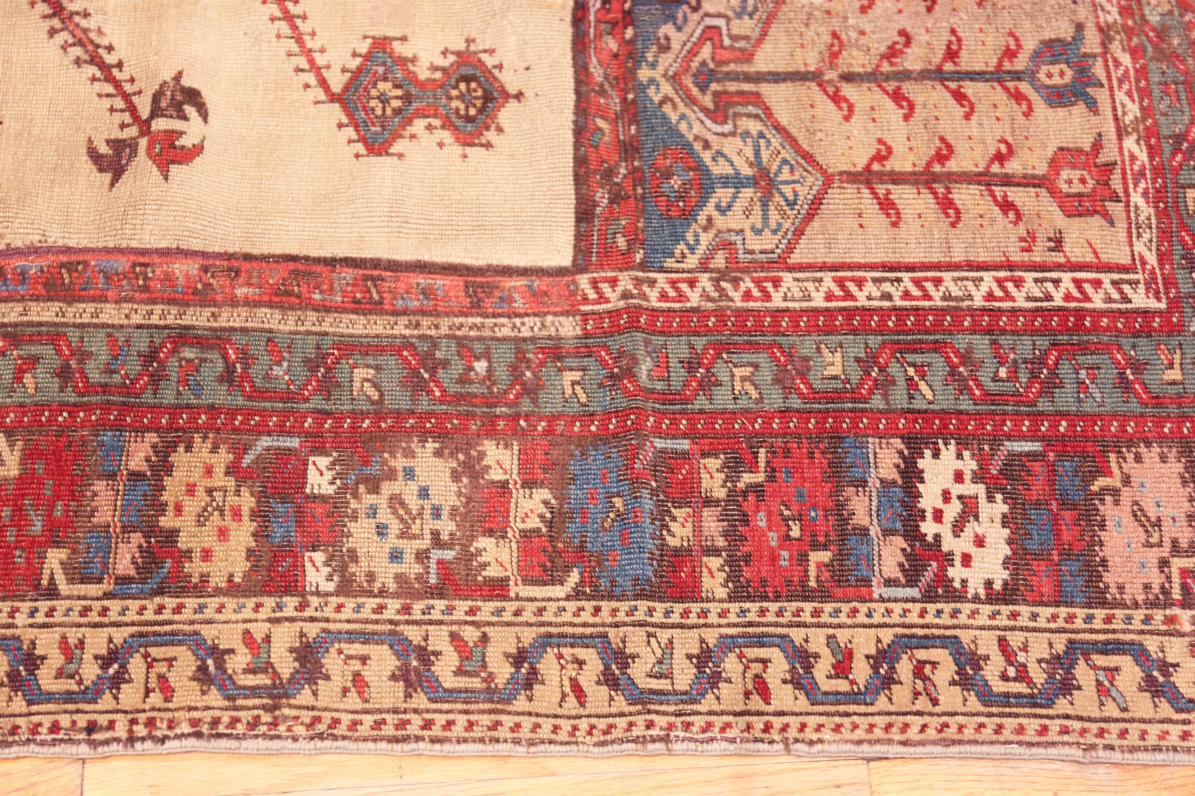 Nazmiyal Collection Antike türkische Ladik Gebetsteppich 3 ft 6 in x 5 ft 2 in im Angebot 4