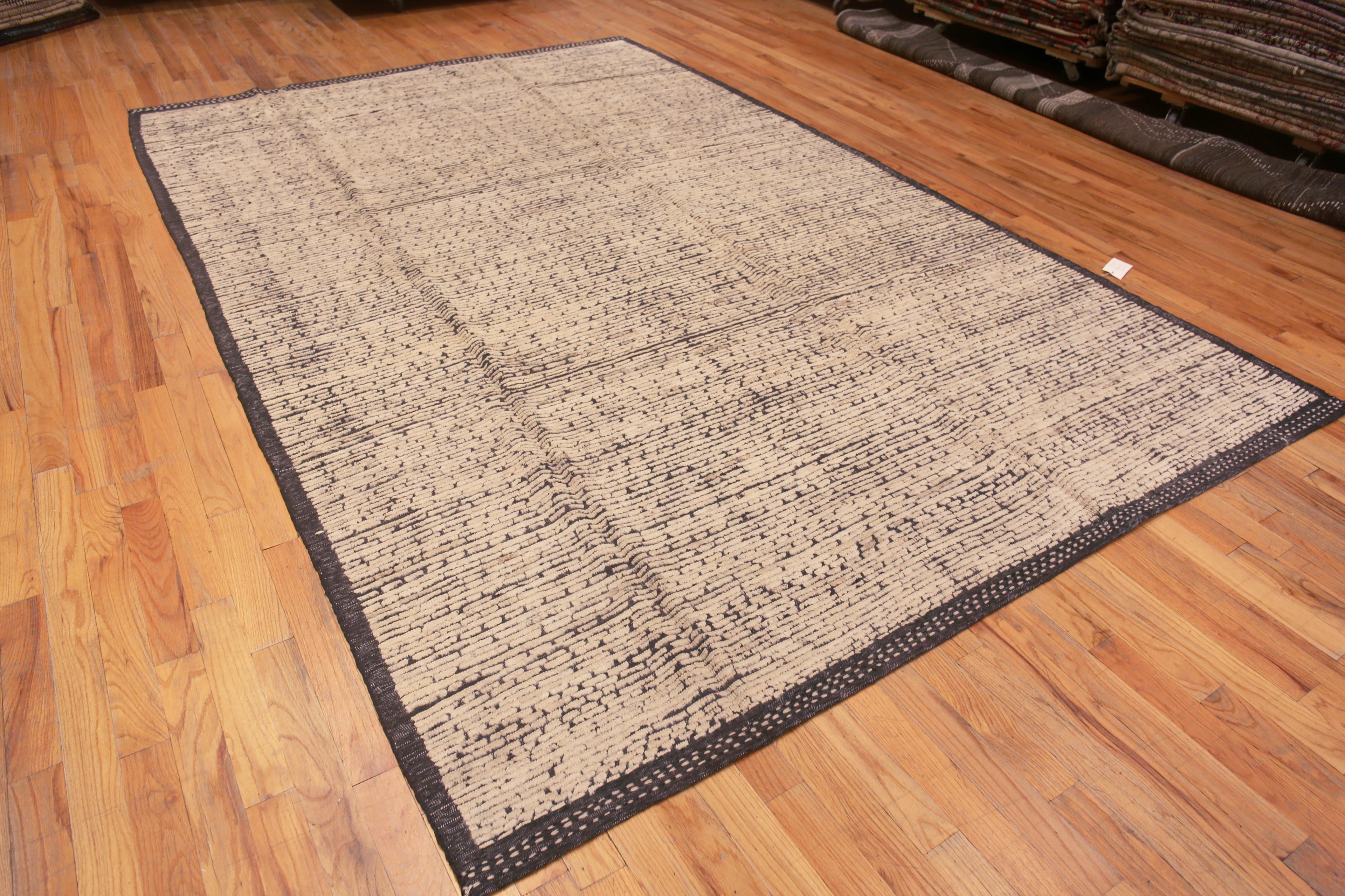 An Artistic and Decorative Salt and Pepper Color Speckled Pattern Modern Room Size Area Rug, Country of Origin: Central Asia, Circa Date: Modern Rug 