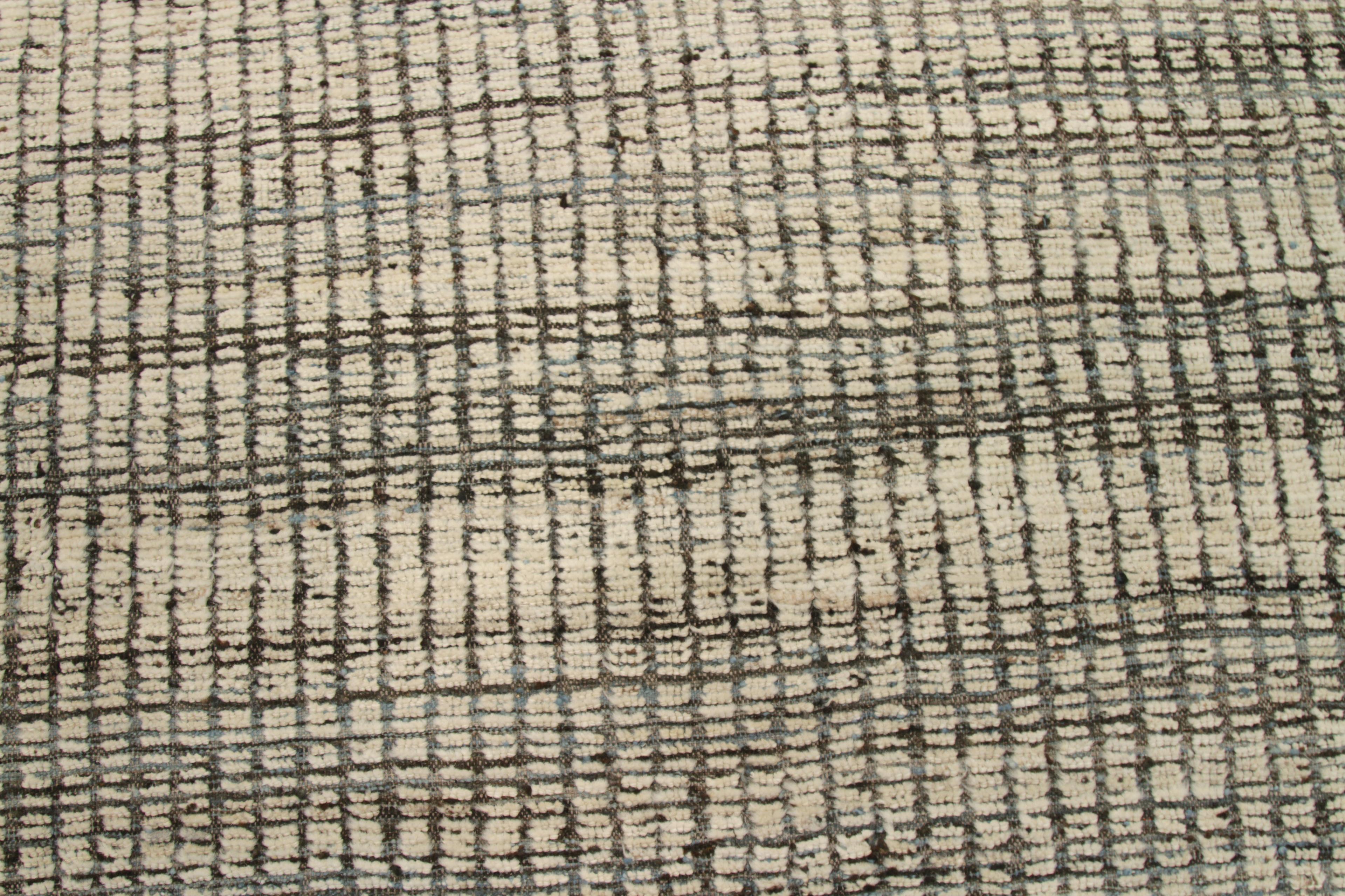 Gorgeous Charcoal Beige Textured Modern Distressed Rug, Country of Origin: Afghanistan, Circa Date: Modern. Size: 9 ft 8 in x 12 ft (2.95 m x 3.66 m)