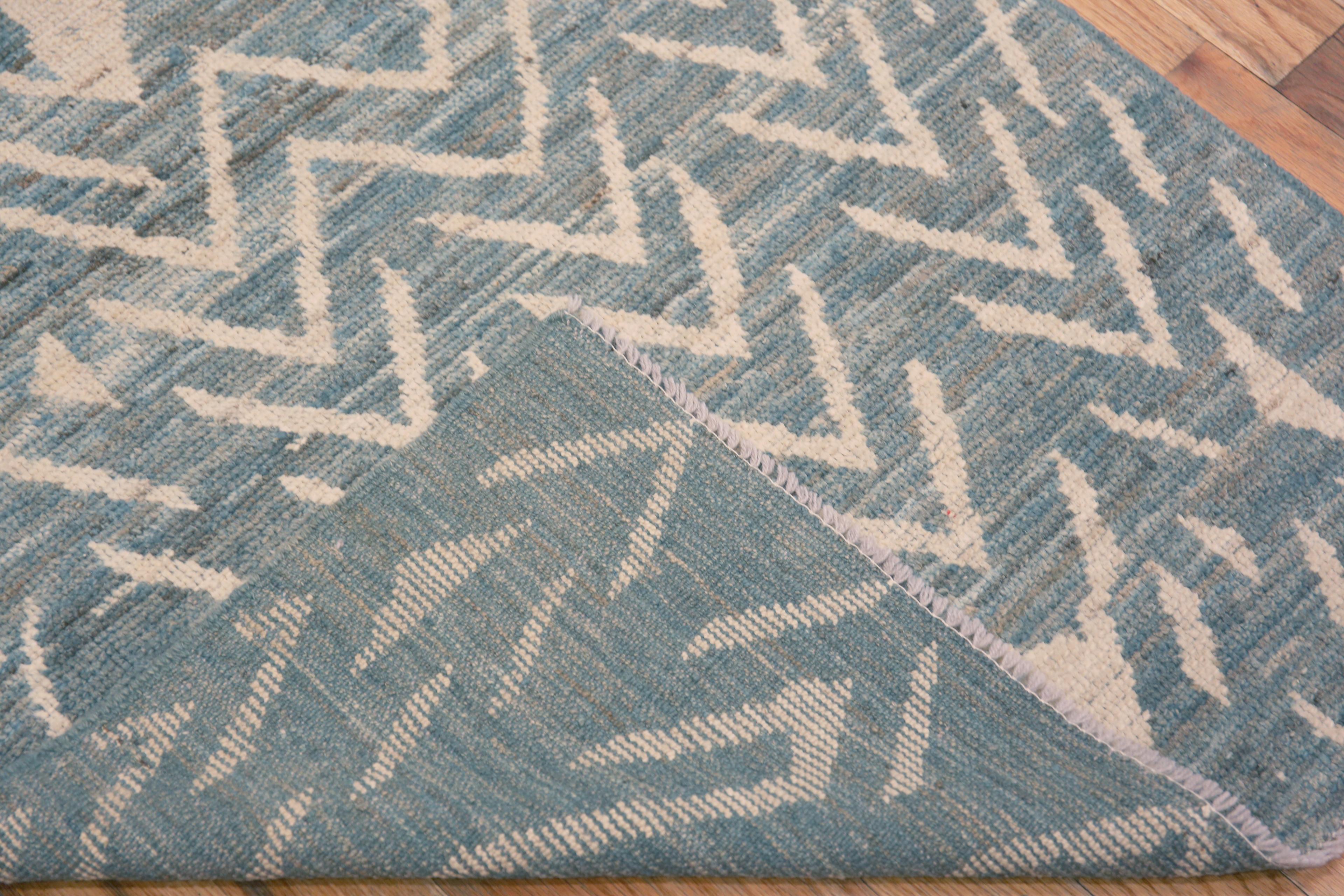 Contemporary Nazmiyal Collection Blue Abrash and Tribal Geometric Ivory Modern Rug 3' x 10'8