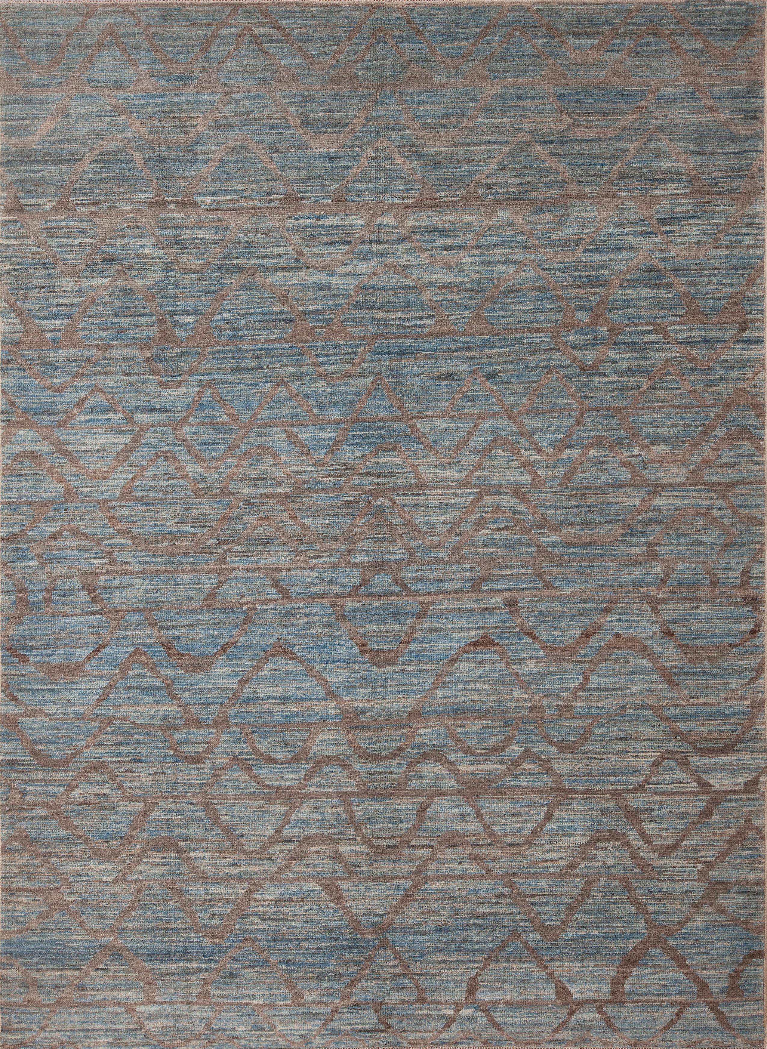 Spectaculaire tapis contemporain abstrait ondulé bleu et marron, Pays d'origine : Asie centrale, Circa date : Tapis modernes