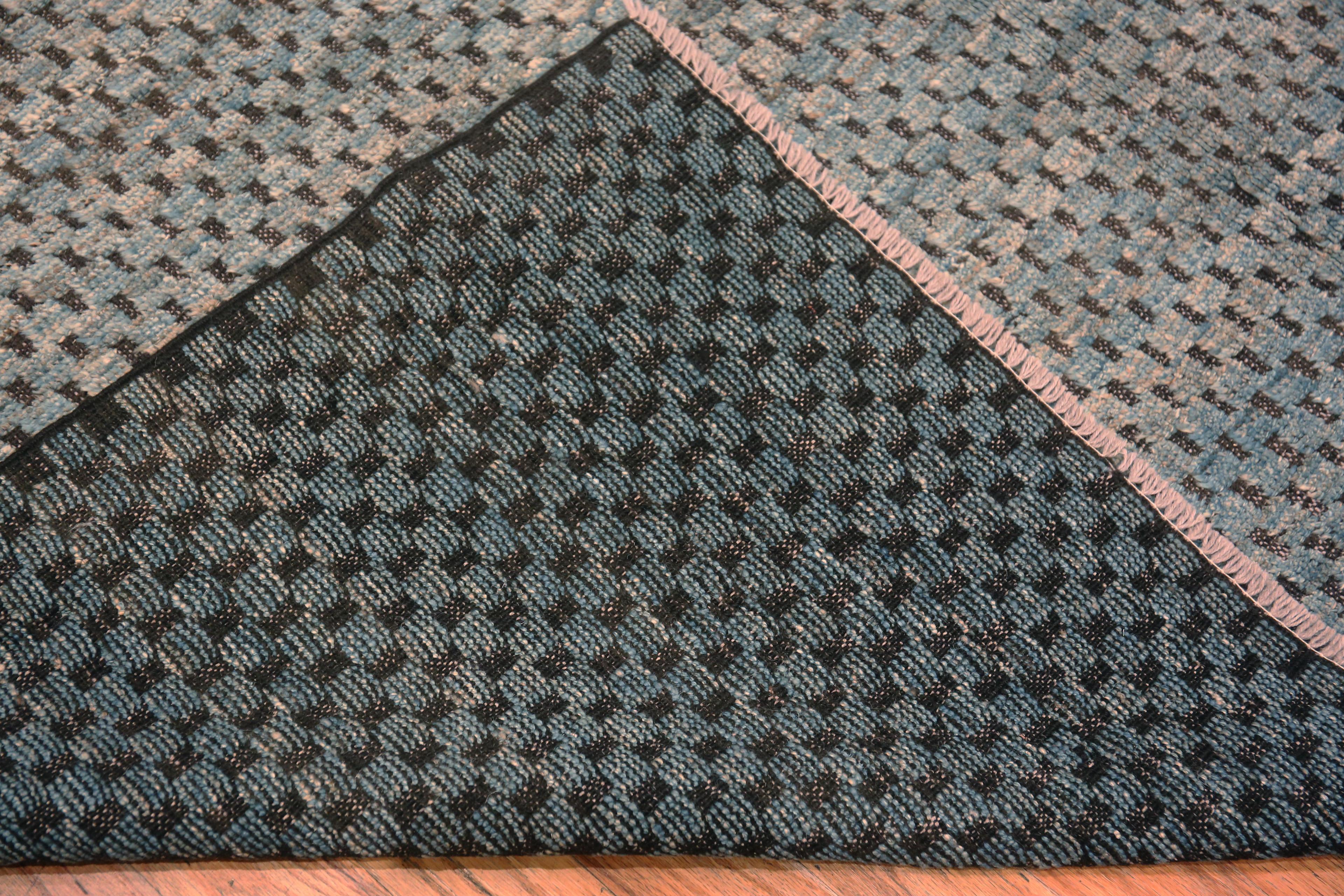 Collection Nazmiyal, motif damier bleu, tapis moderne à poils de laine 9'9