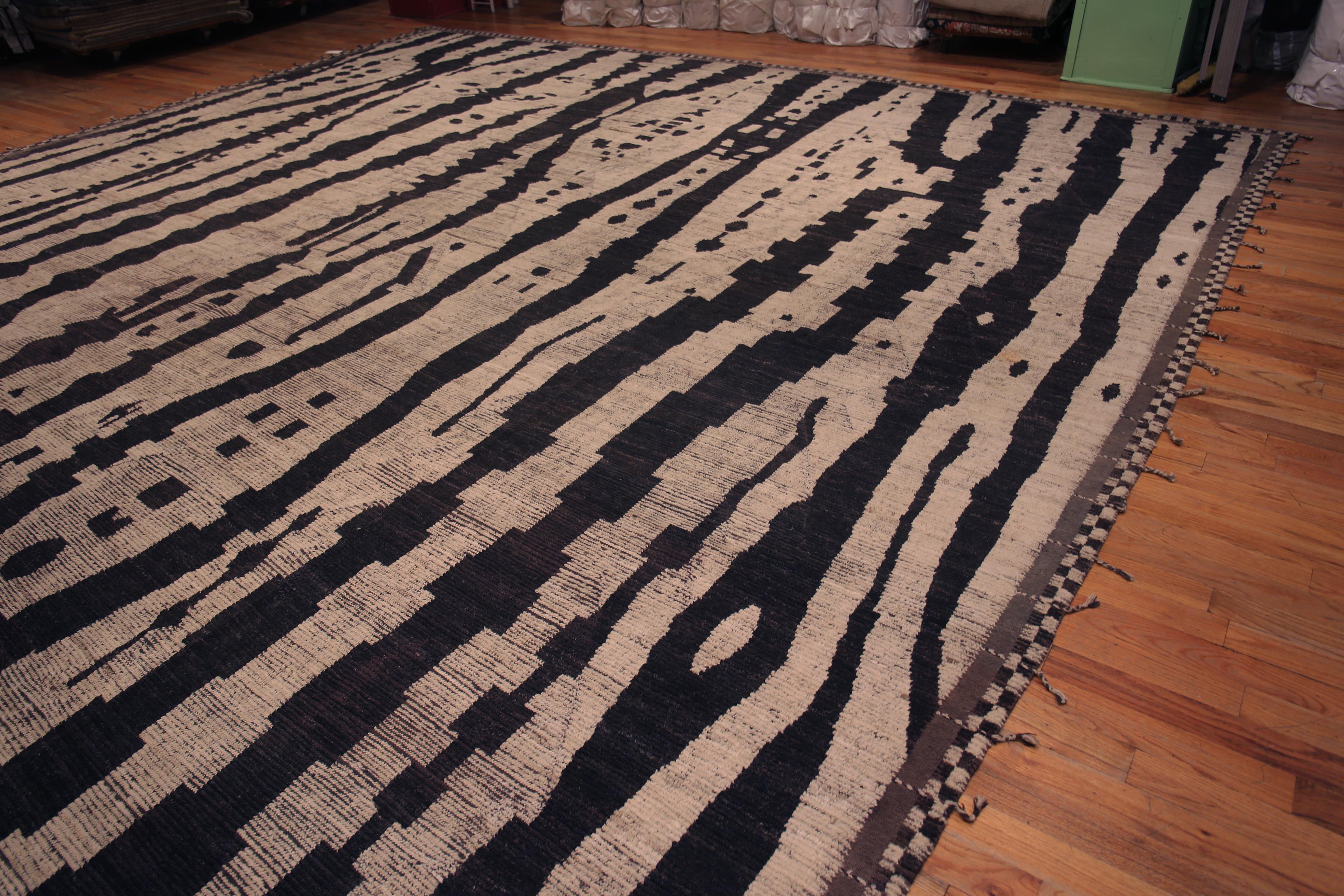 Collection Nazmiyal - Tapis tribal géométrique et surdimensionné audacieux 19'5