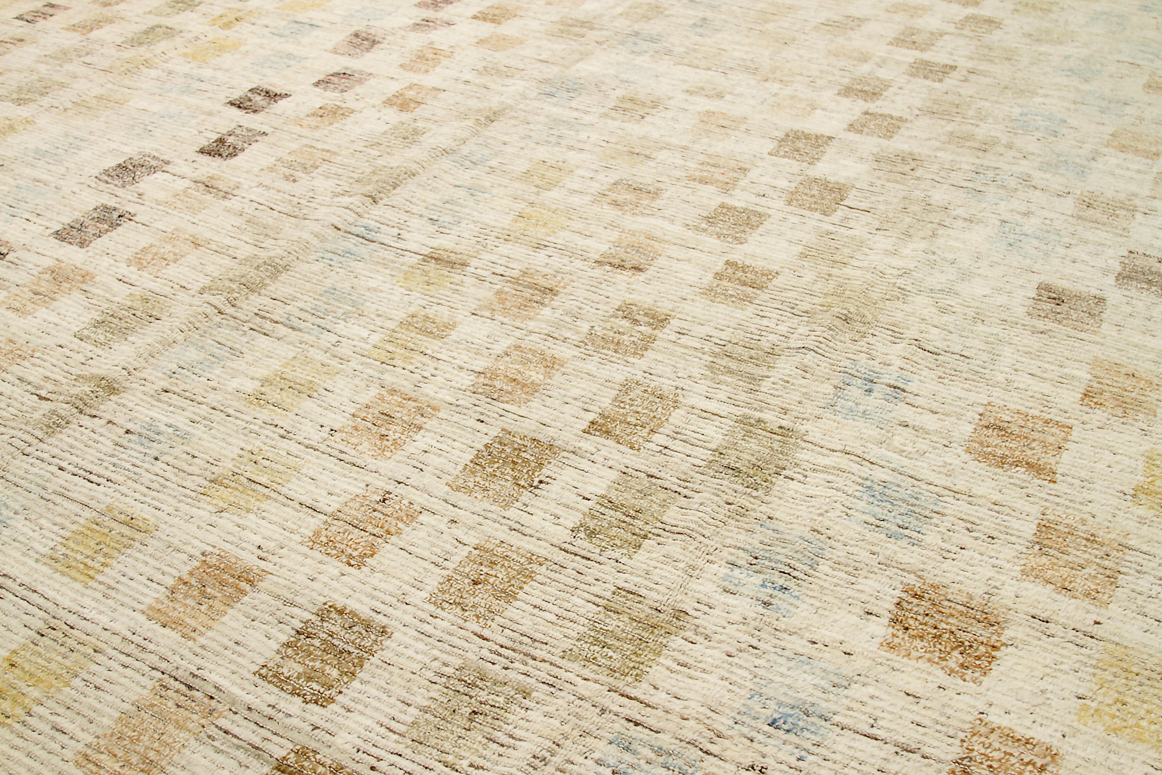 Hand-Knotted Nazmiyal Collection Modern Distressed Rug. 13 ft 10 in x 18 ft 8 in