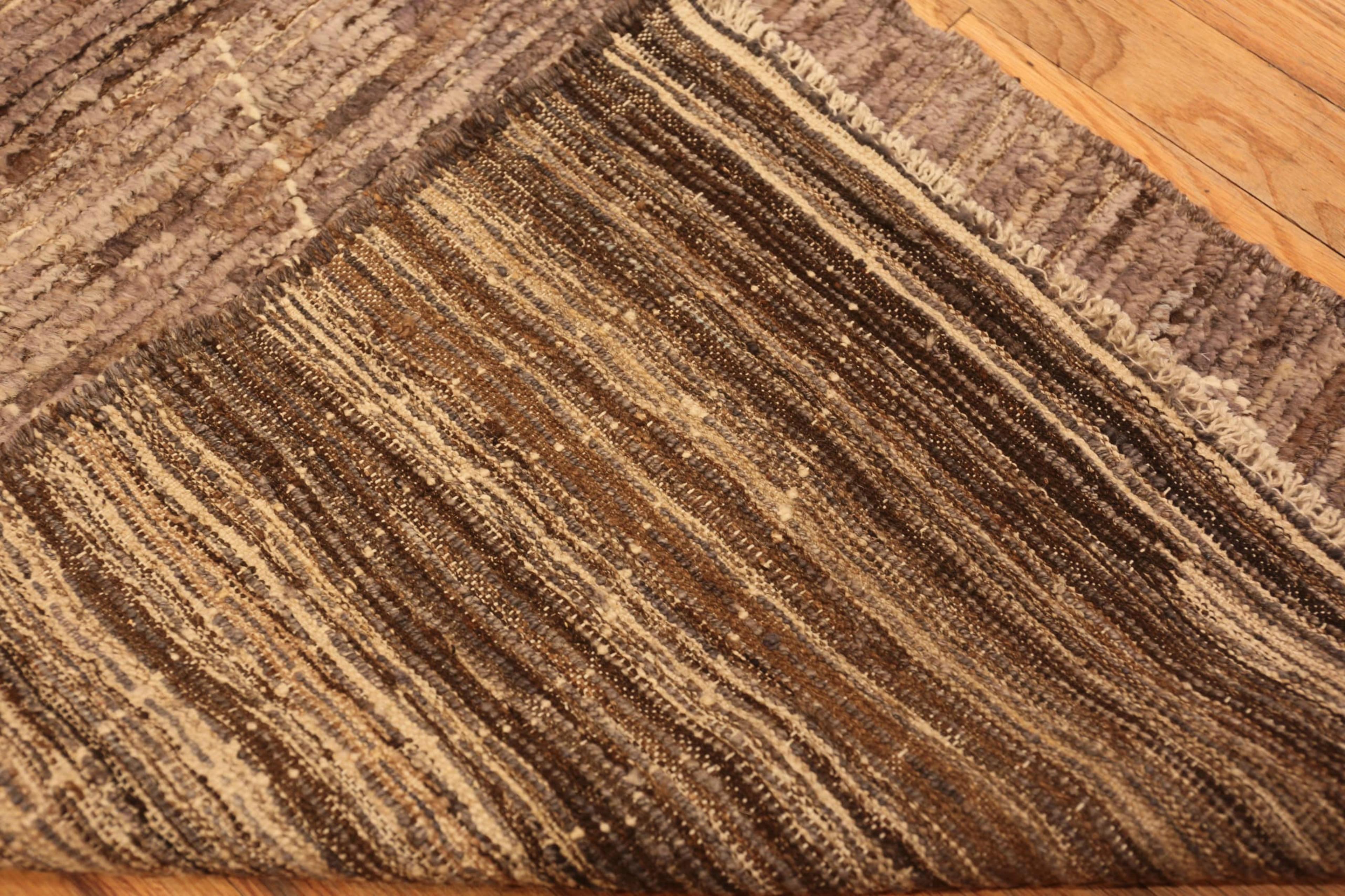 Nazmiyal Collection Brown Modern Moroccan Runner Rug. 2 ft 7 in x 24 ft 7 in In New Condition For Sale In New York, NY