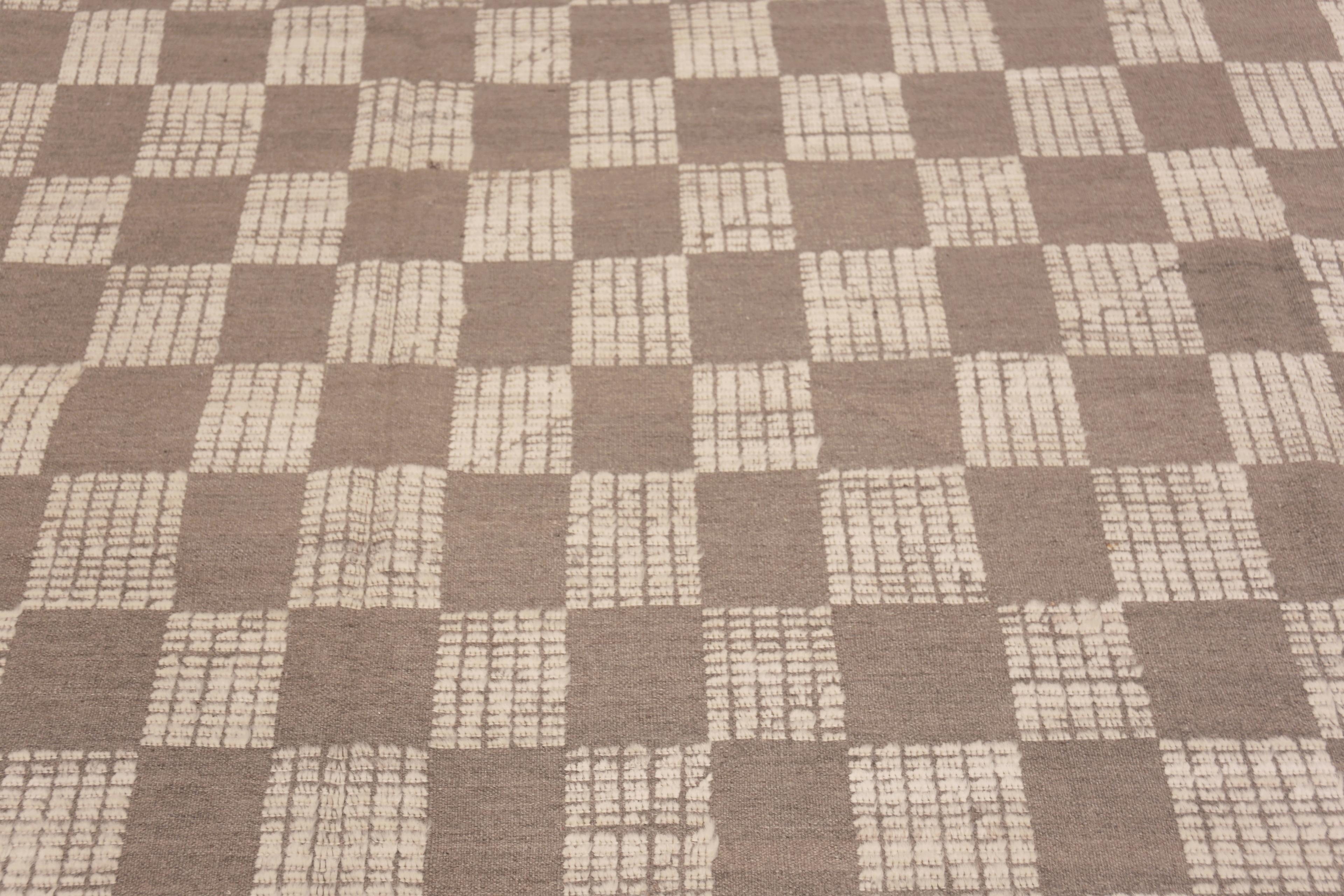 Nazmiyal Collection Tappeto moderno con design tribale a scacchiera marrone 10'8