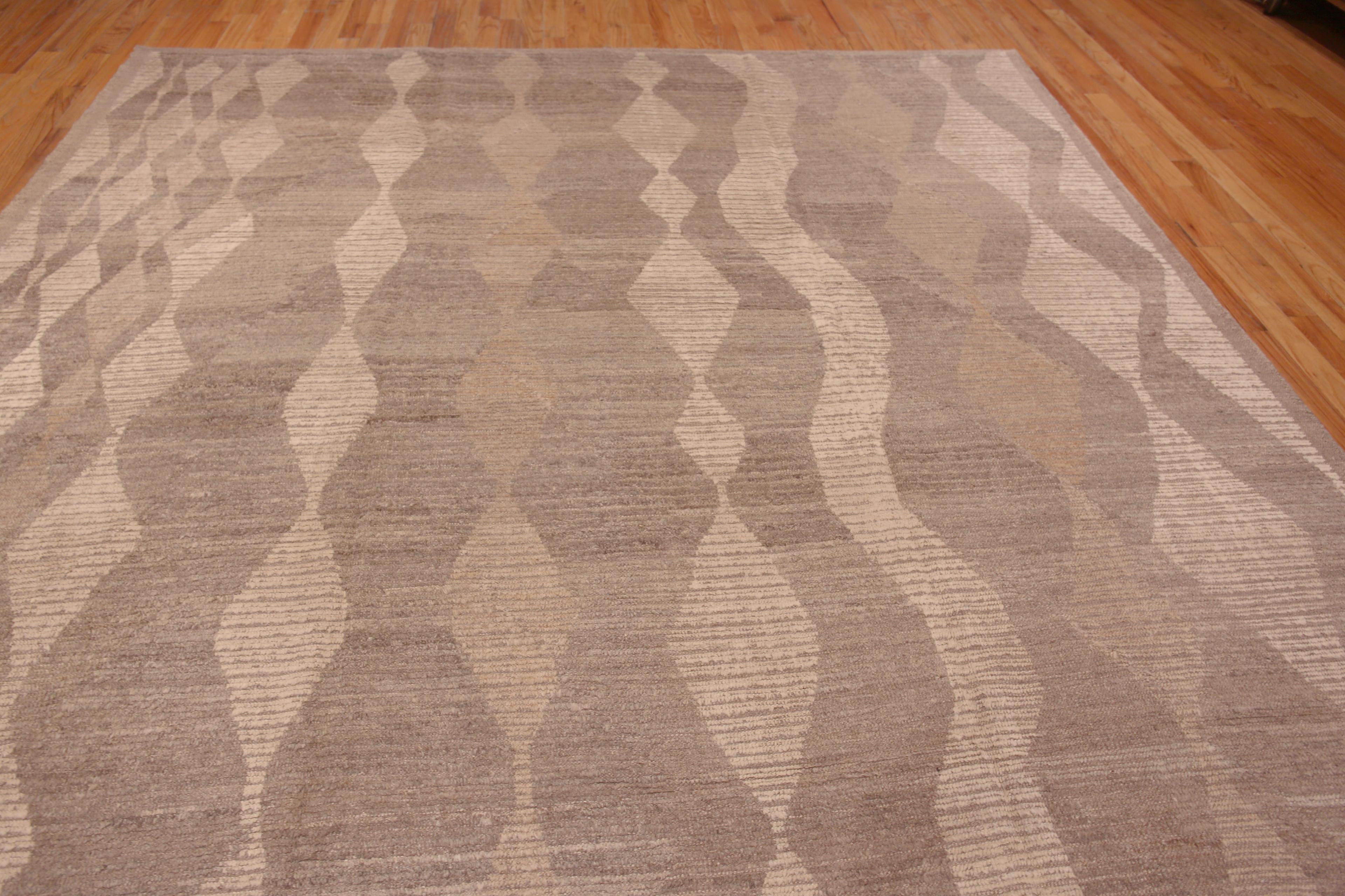 Contemporary Nazmiyal Collection Chic and Stylish Modern Brown Tones Area Rug 10'7