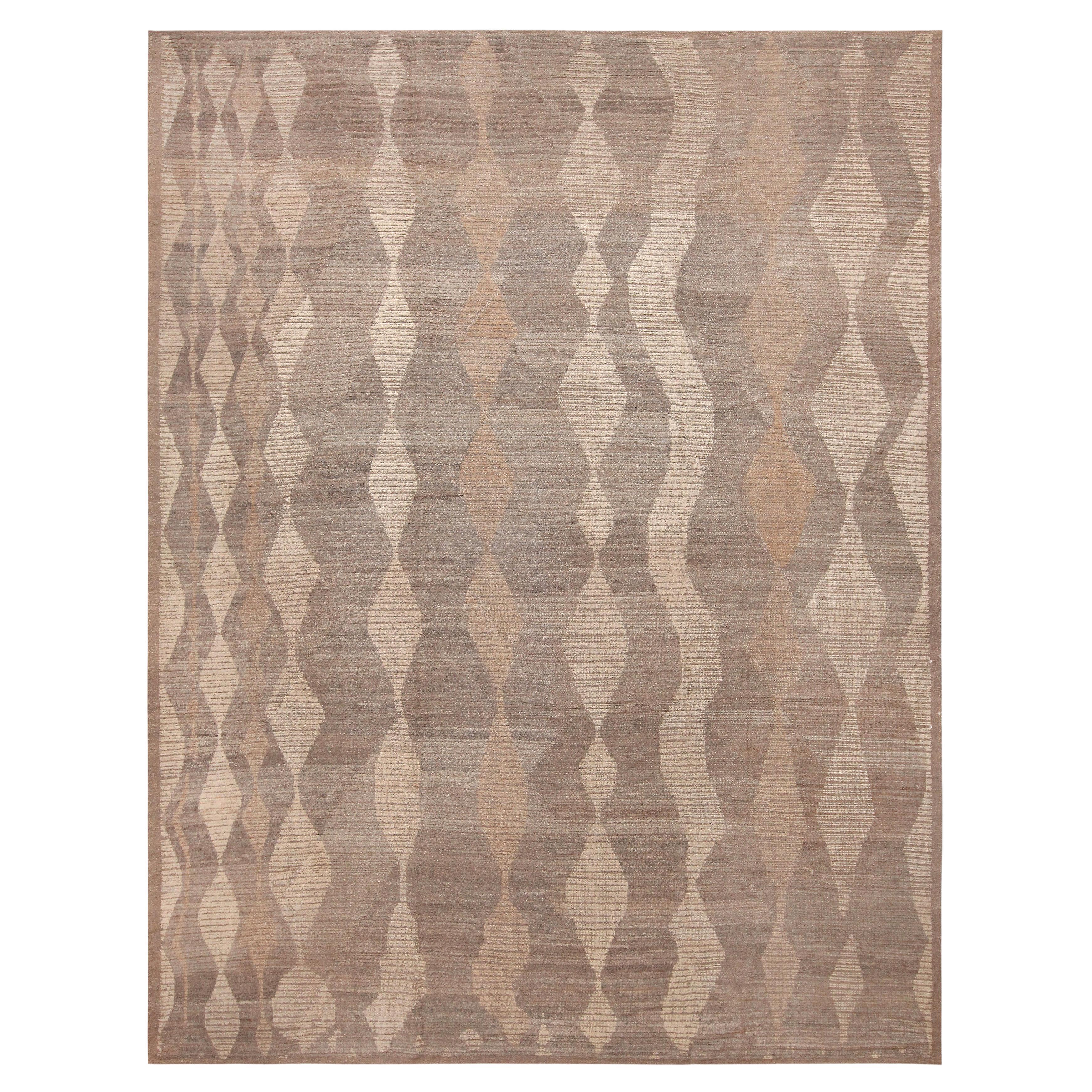 Nazmiyal Collection Chic and Stylish Modern Brown Tones Area Rug 10'7" x 13'7" For Sale