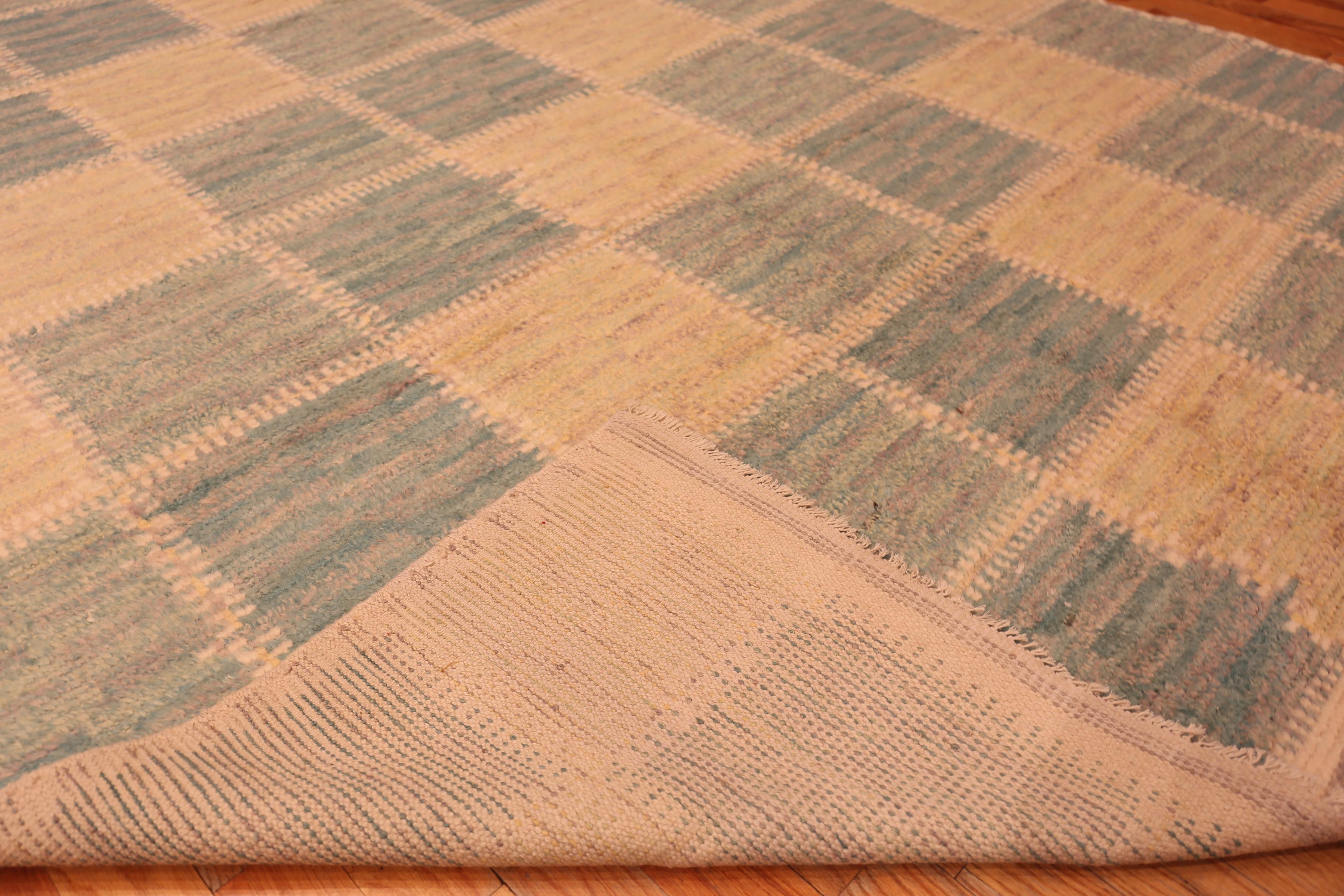 Nazmiyal Collection Zeitgenössischer Teppich im schwedischen Stil (Handgeknüpft) im Angebot