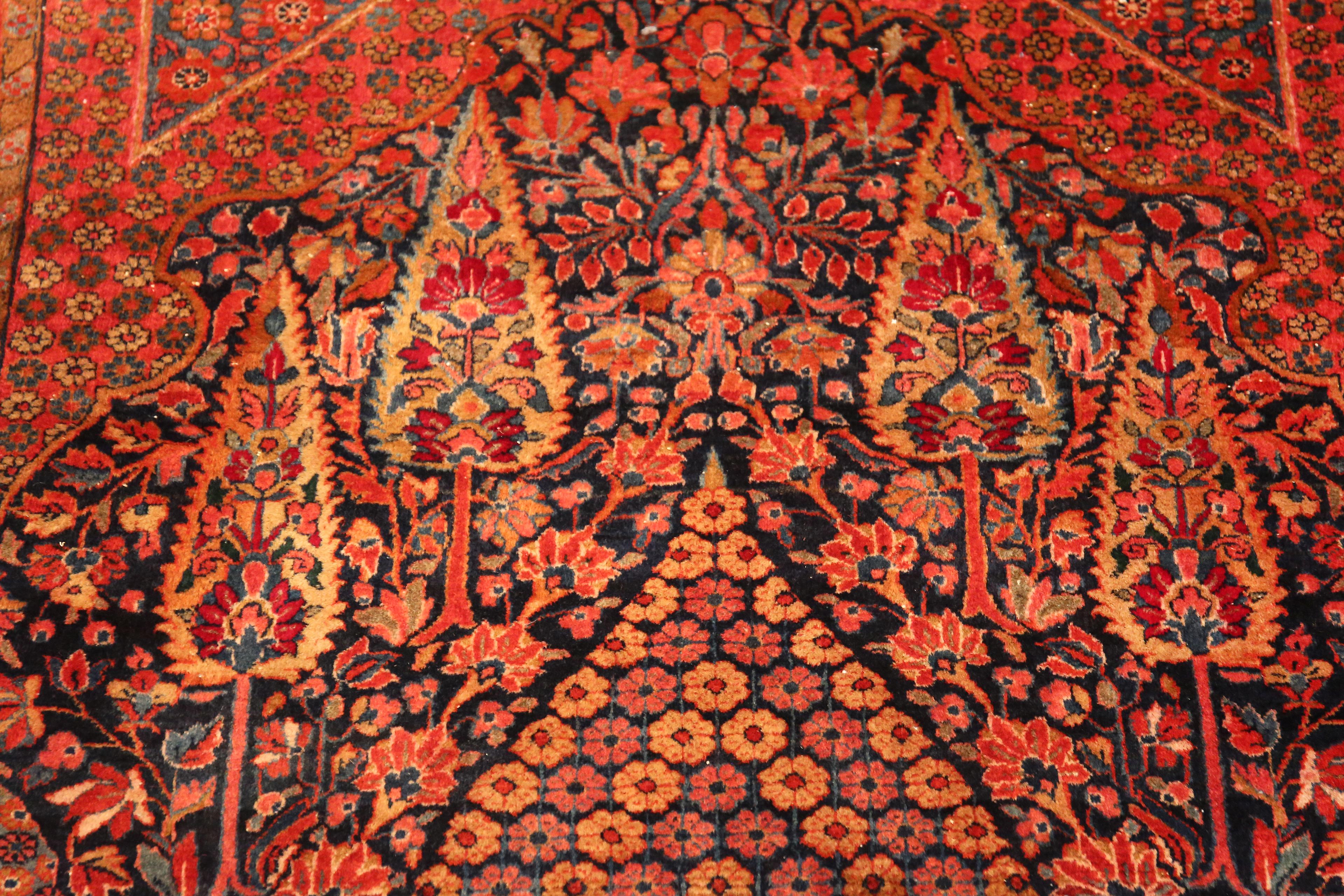 Noué à la main Nazmiyal Collection Cypress Tree Design Antique Tapis Persan Kashan en vente