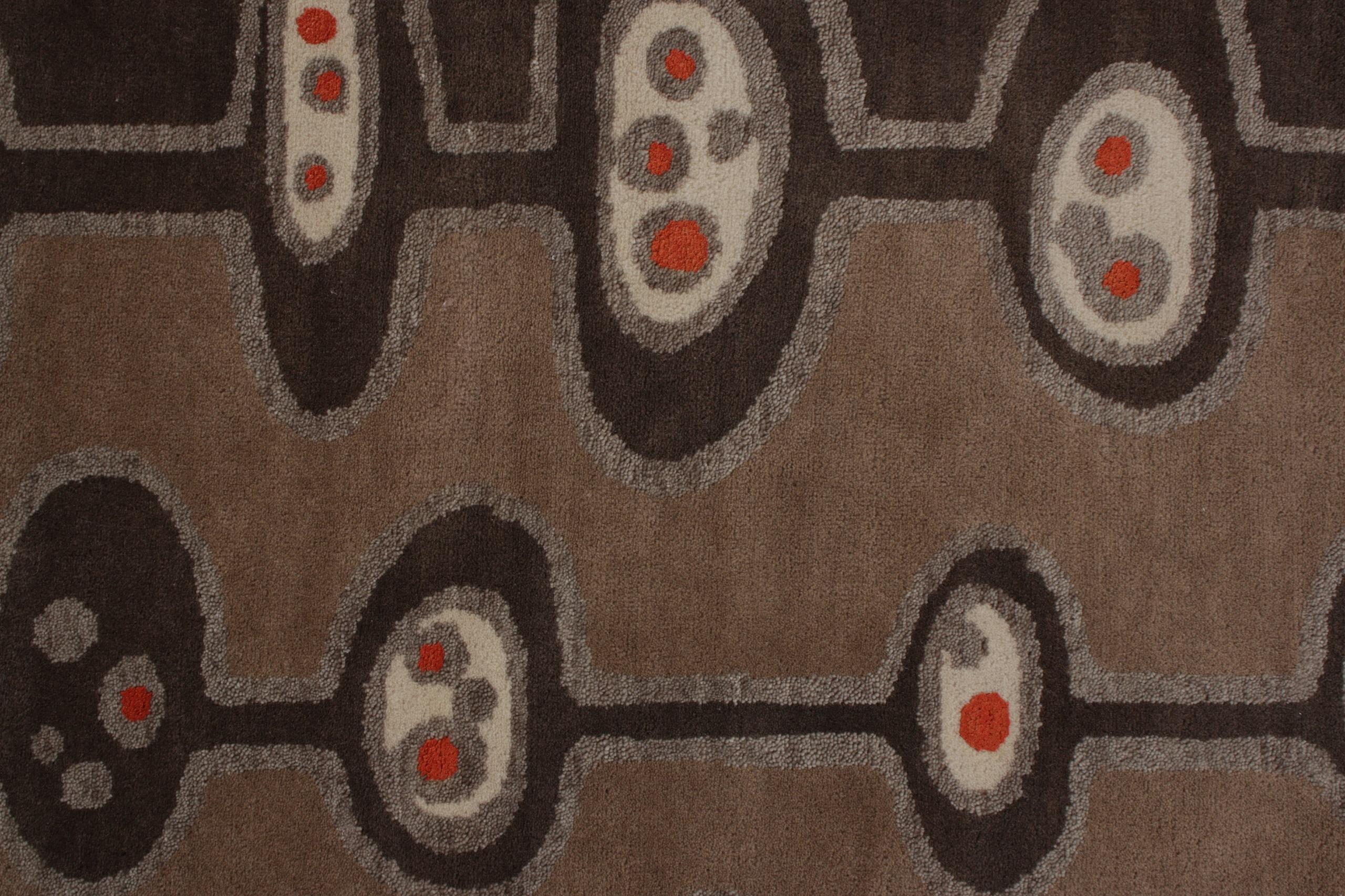 Nazmiyal Collection Dark Brown Mid Century Modern Rug 6 ft 1 in x 8 ft In Good Condition In New York, NY