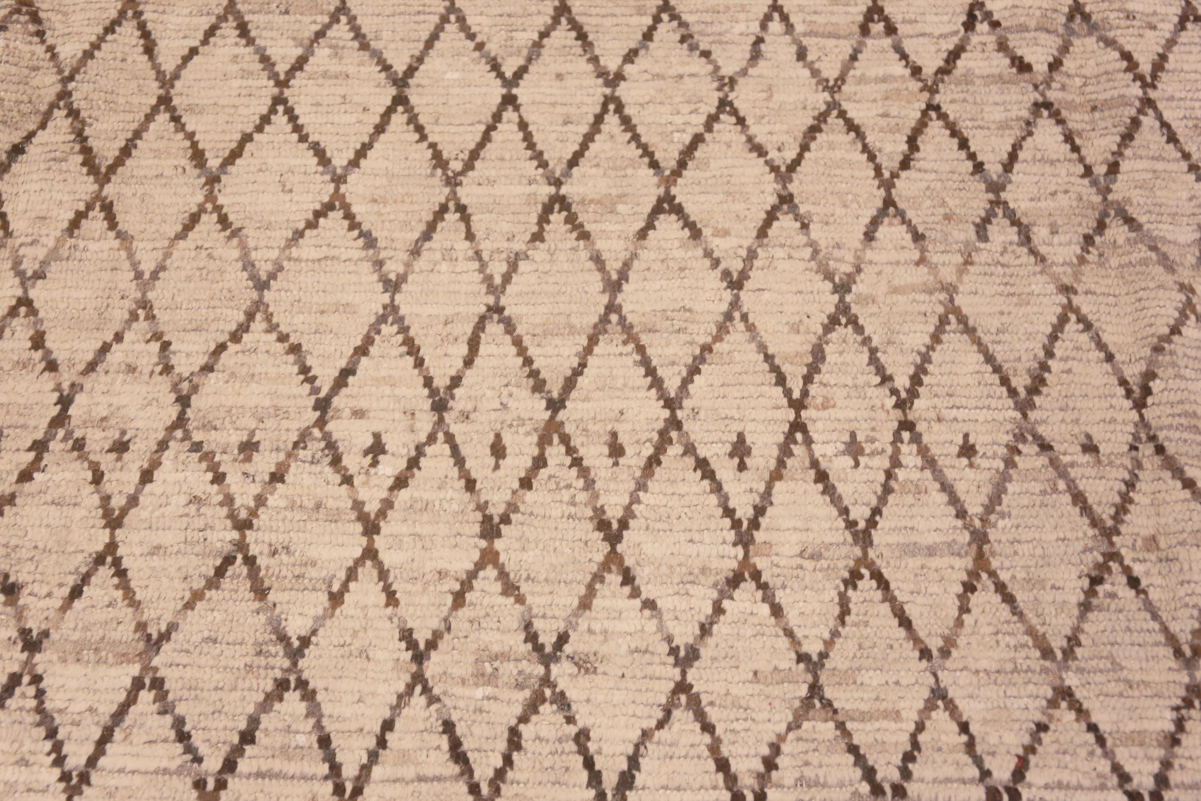 Collection Nazmiyal, motif grille en losanges, taille de pièce moderne 9'5