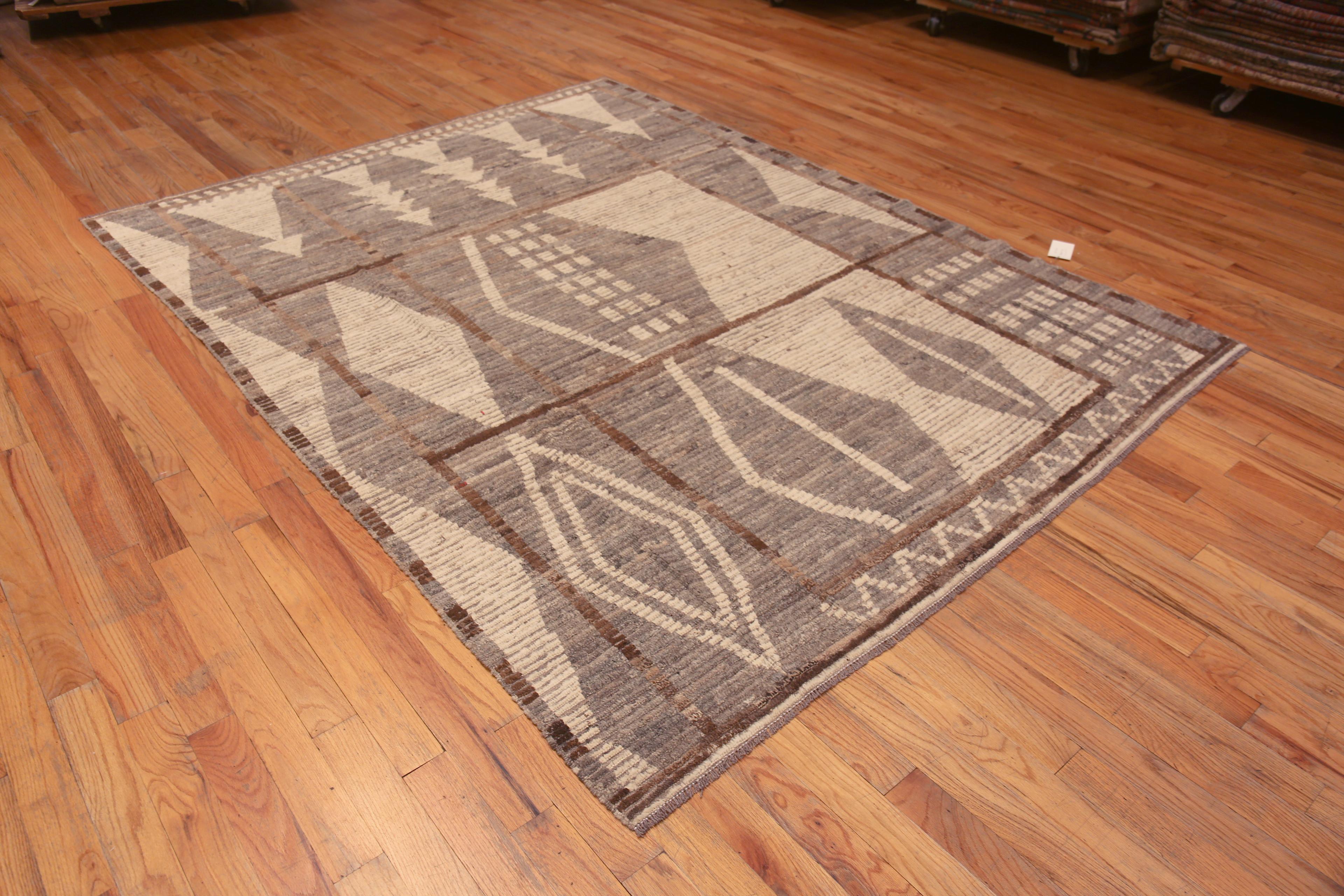 Central Asian Nazmiyal Collection Earthy & Brown Tribal Geometric Design Area Rug 7'3