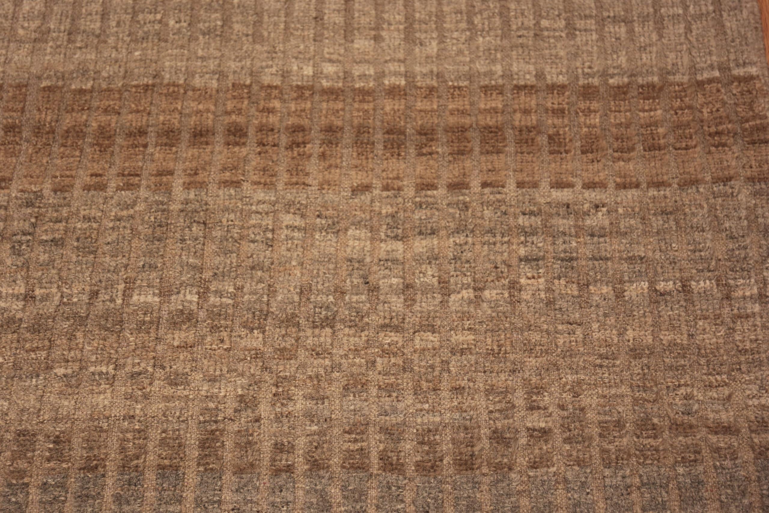 Hand-Knotted Nazmiyal Collection Earthy Tones Modern Moroccan Rug. 3 ft x 9 ft 8 in  For Sale