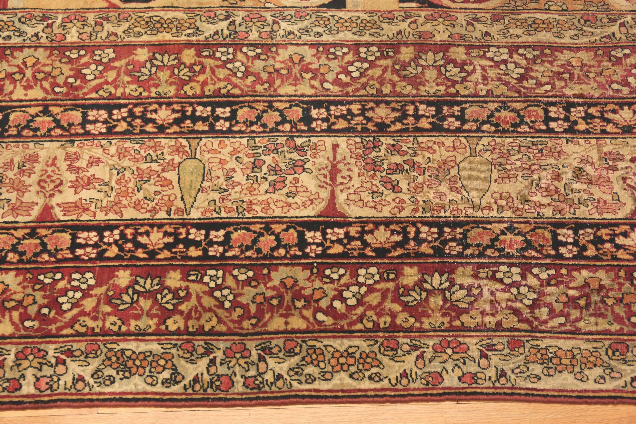 Antiker persischer Kerman-Teppich. 13 Fuß 2 Zoll x 17 Fuß (Kirman) im Angebot