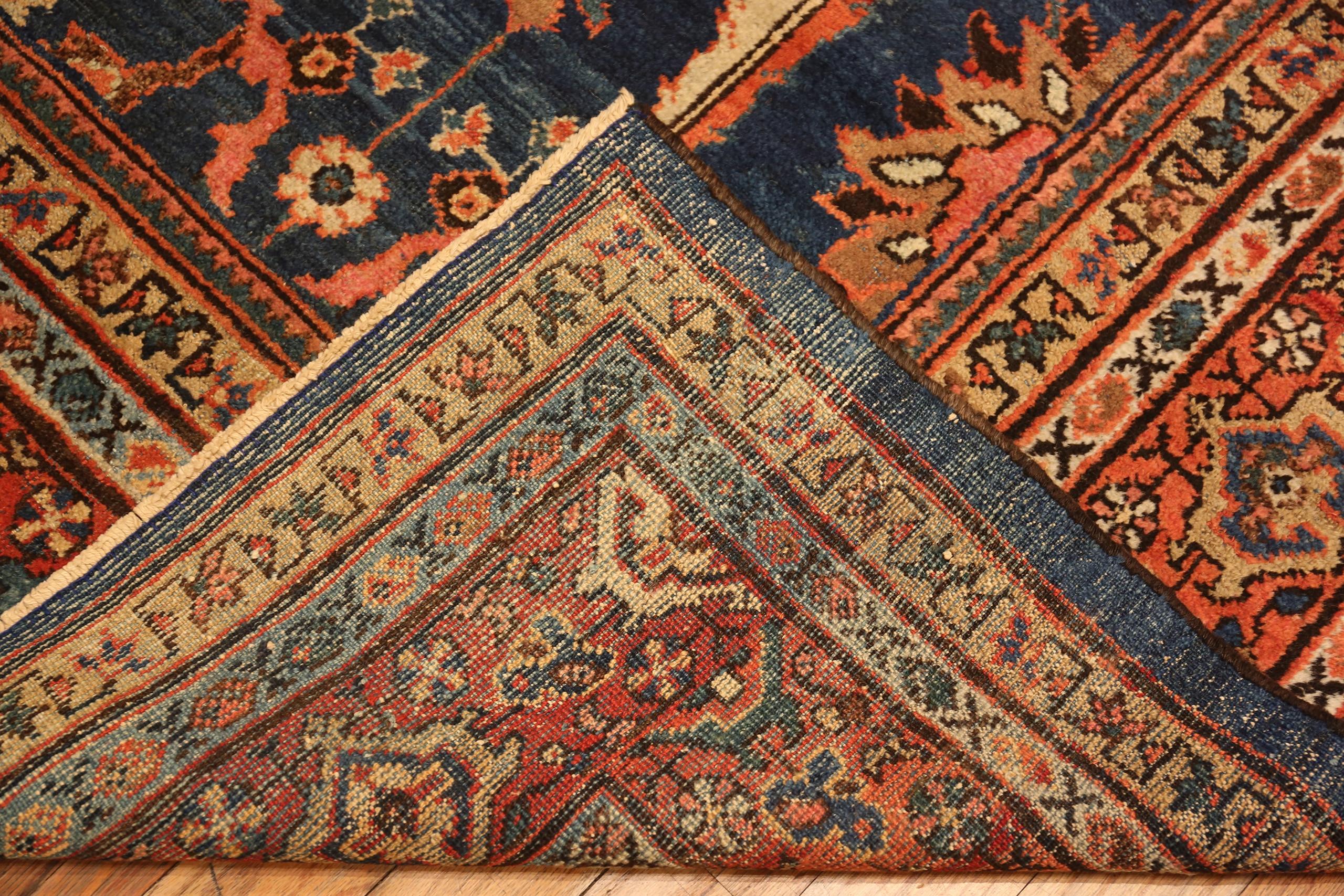 XX secolo Nazmiyal Collection Tappeto persiano finito Sultanabad Rugs 7 ft x 10 ft 9 in in vendita