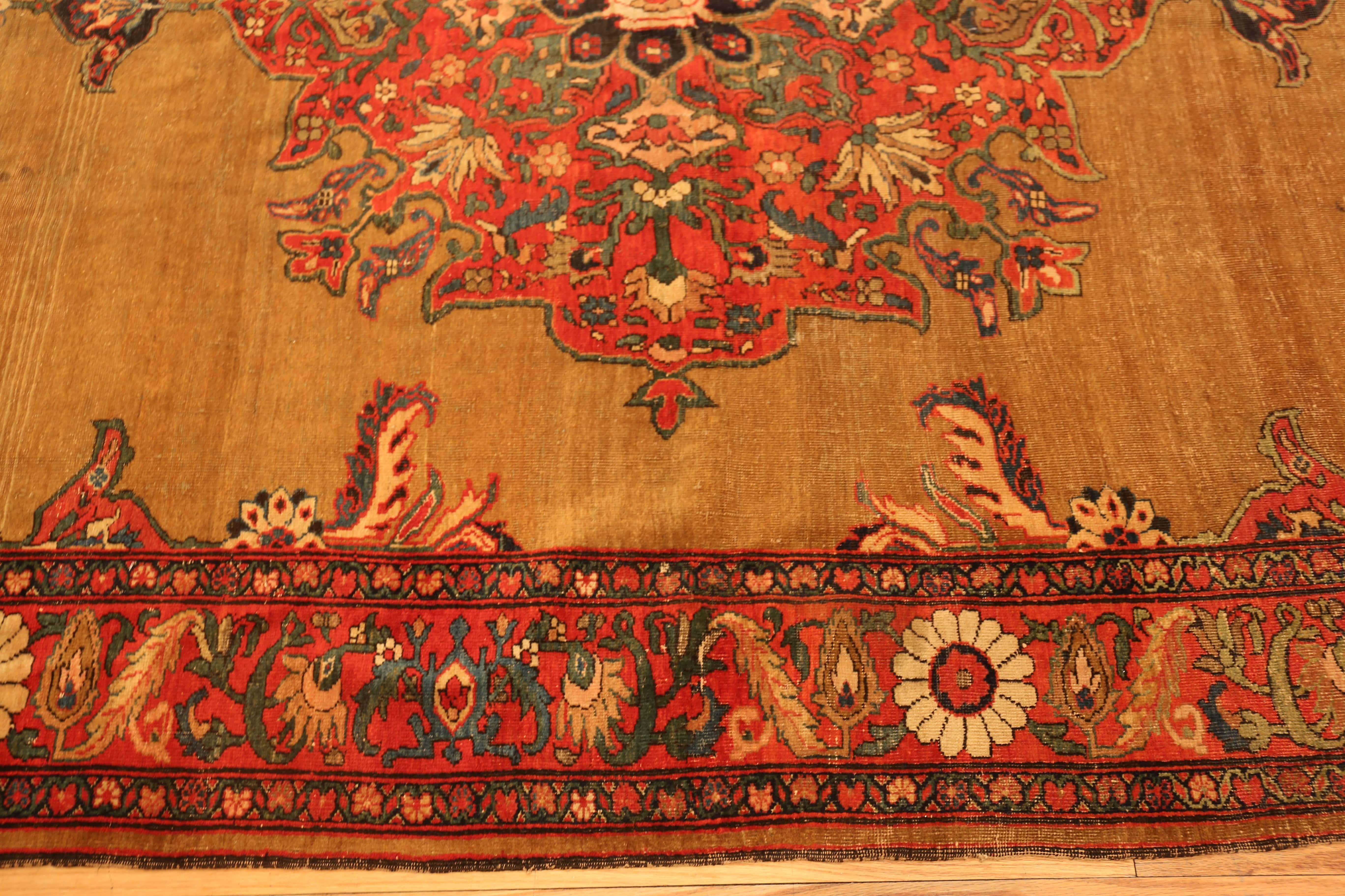 Nazmiyal Collection Floral Persian Sultanabad Rugs 6 ft 9 in x 9 ft 8 in (Handgeknüpft) im Angebot
