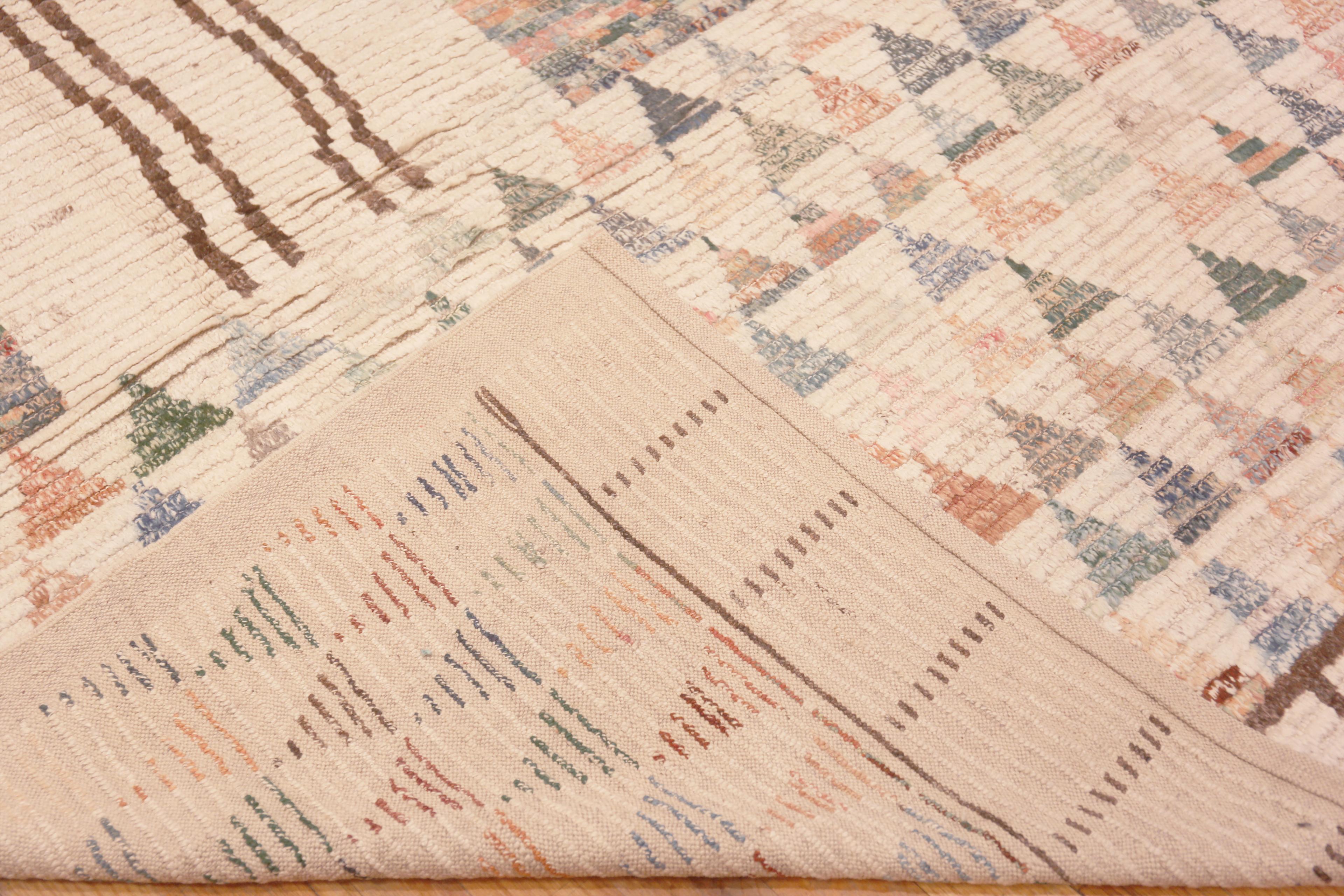 XXIe siècle et contemporain Tapis de la collection Nazmiyal, d'art populaire moderne d'Asie centrale 12'6