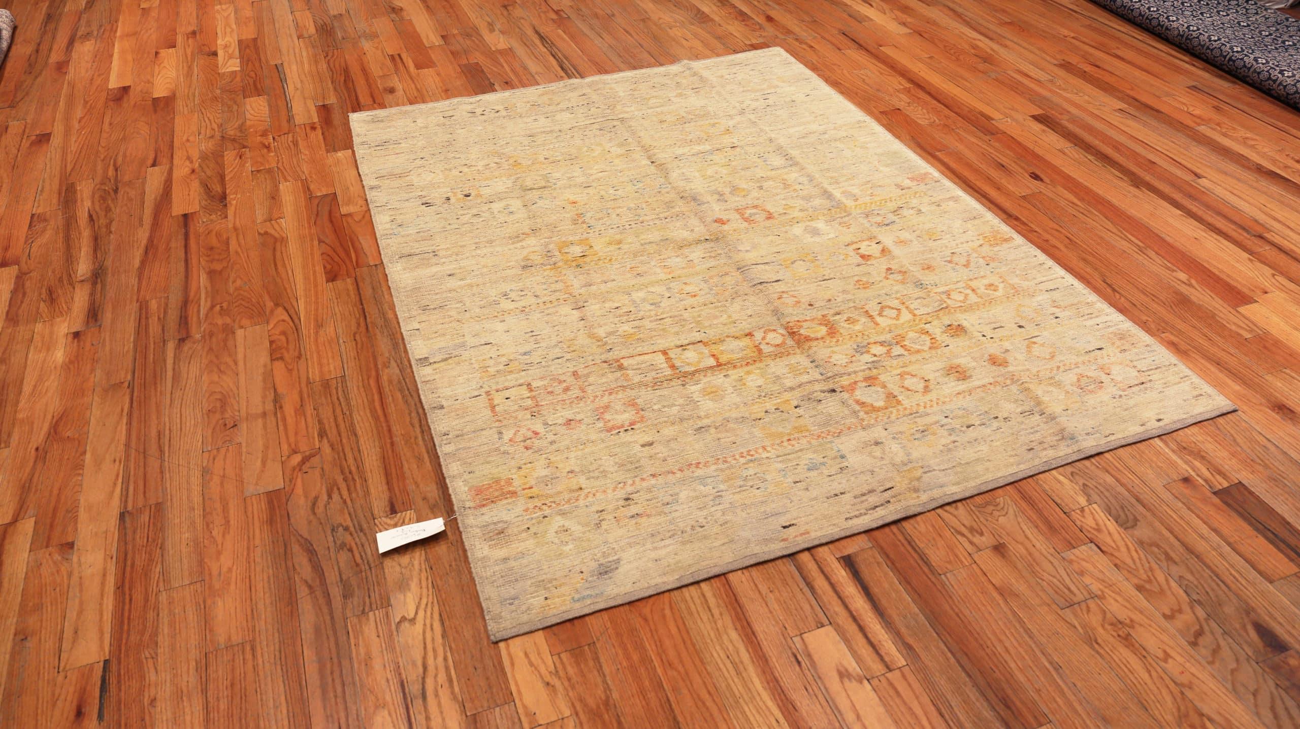 Contemporary Nazmiyal Collection Geometric Modern Distressed Rug. 5 ft 9 in x 7 ft 7 in For Sale