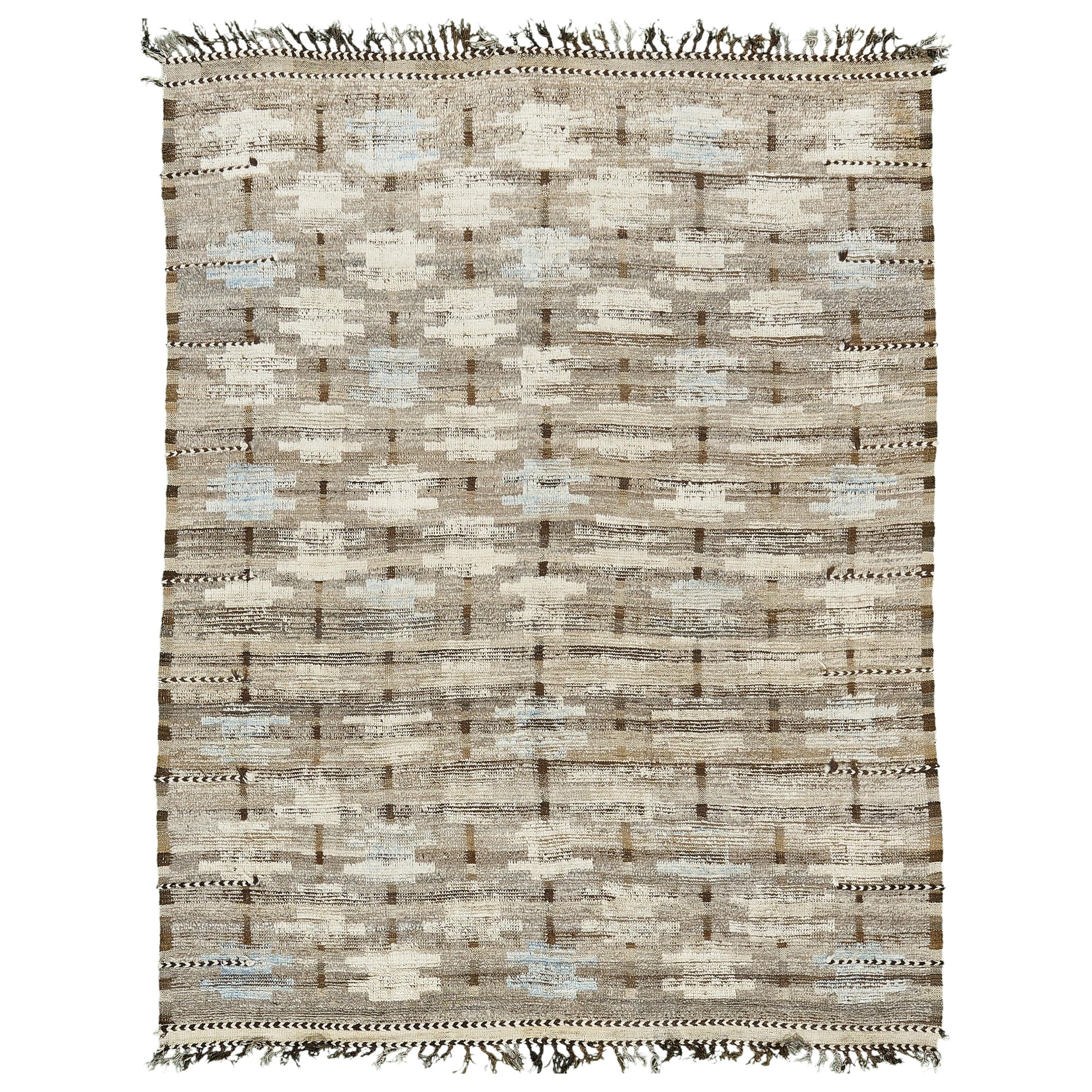Nazmiyal Collection Geometric Modern Distressed Rug. 9 ft 10 in x 14 ft 1 in For Sale at 1stDibs