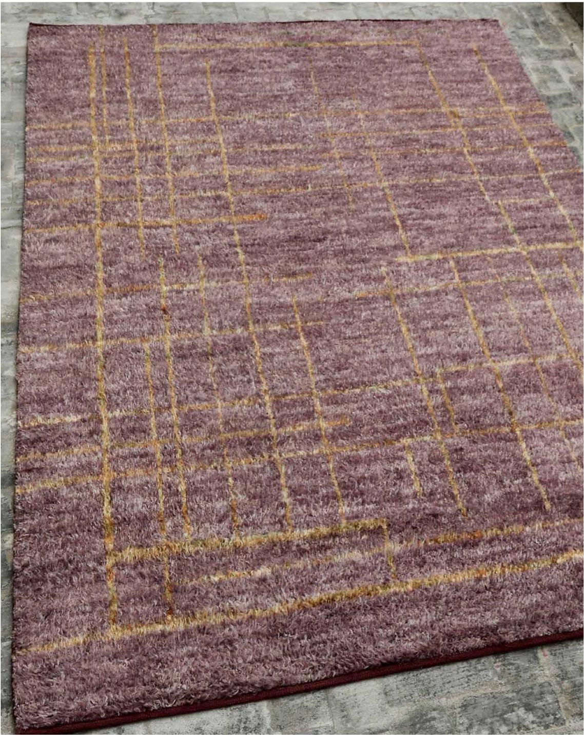 Nazmiyal Collection Geometric Modern Transitional Rug. Country of Origin: Pakistani Rugs. Circa date: Modern. Size: 5 ft 10 in x 9 ft 5 in (1.78 m x 2.87 m)



