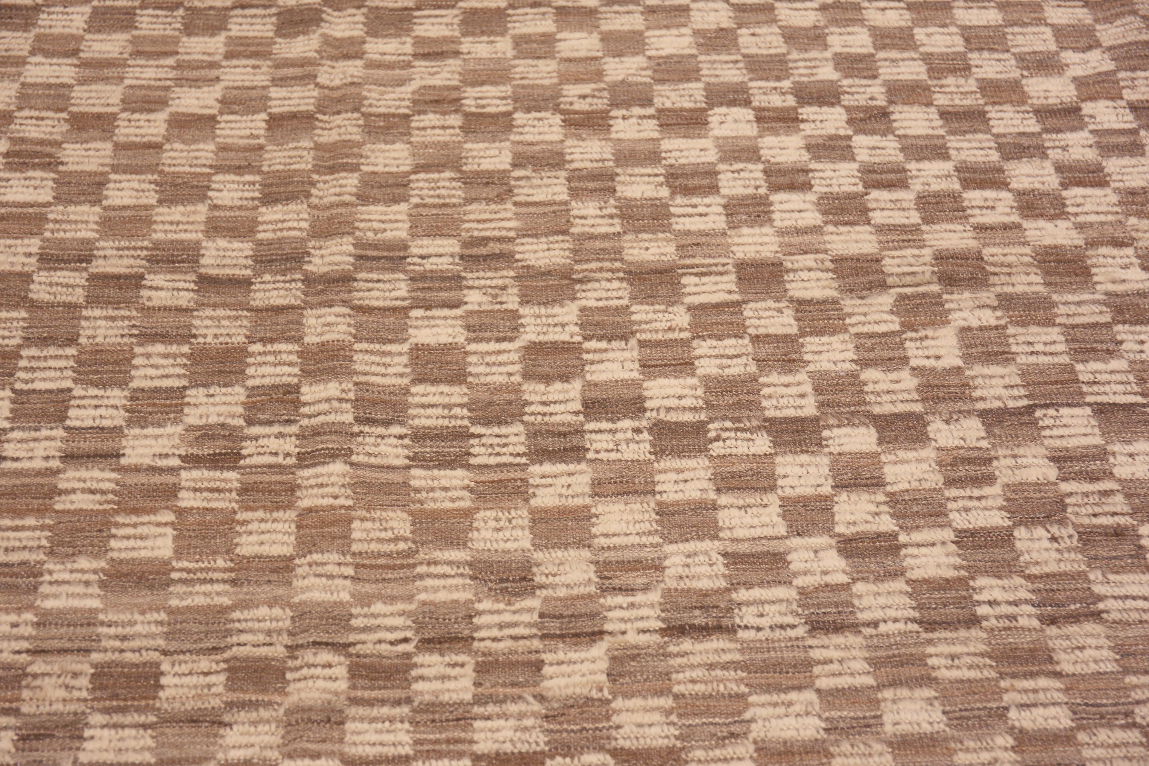 Centrasiatique Tapis de grande taille à motifs géométriques de la collection Nazmiyal, 12' x 15' en vente