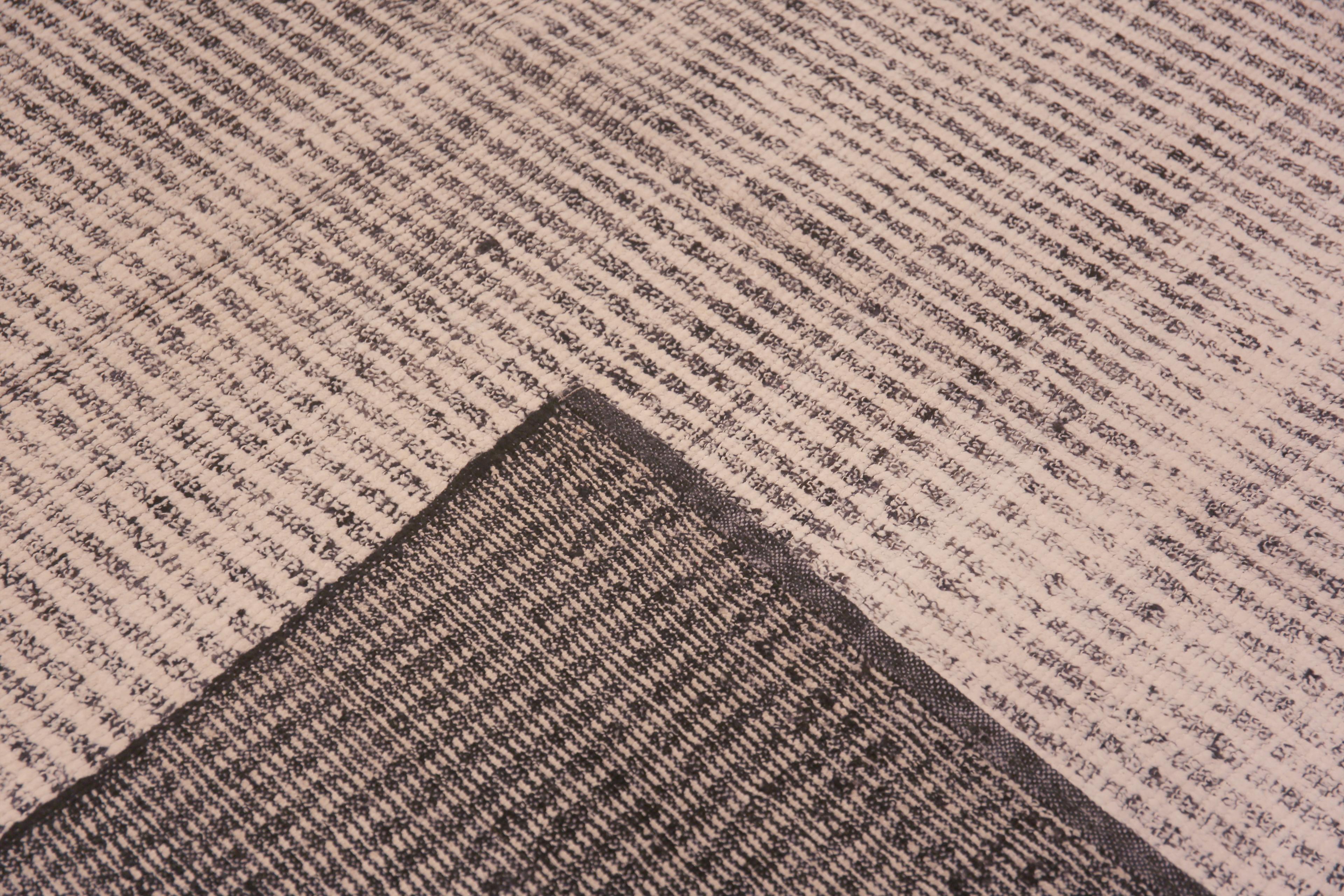 XXI secolo e contemporaneo Nazmiyal Collection Tappeto moderno con design a strisce geometriche 9'9