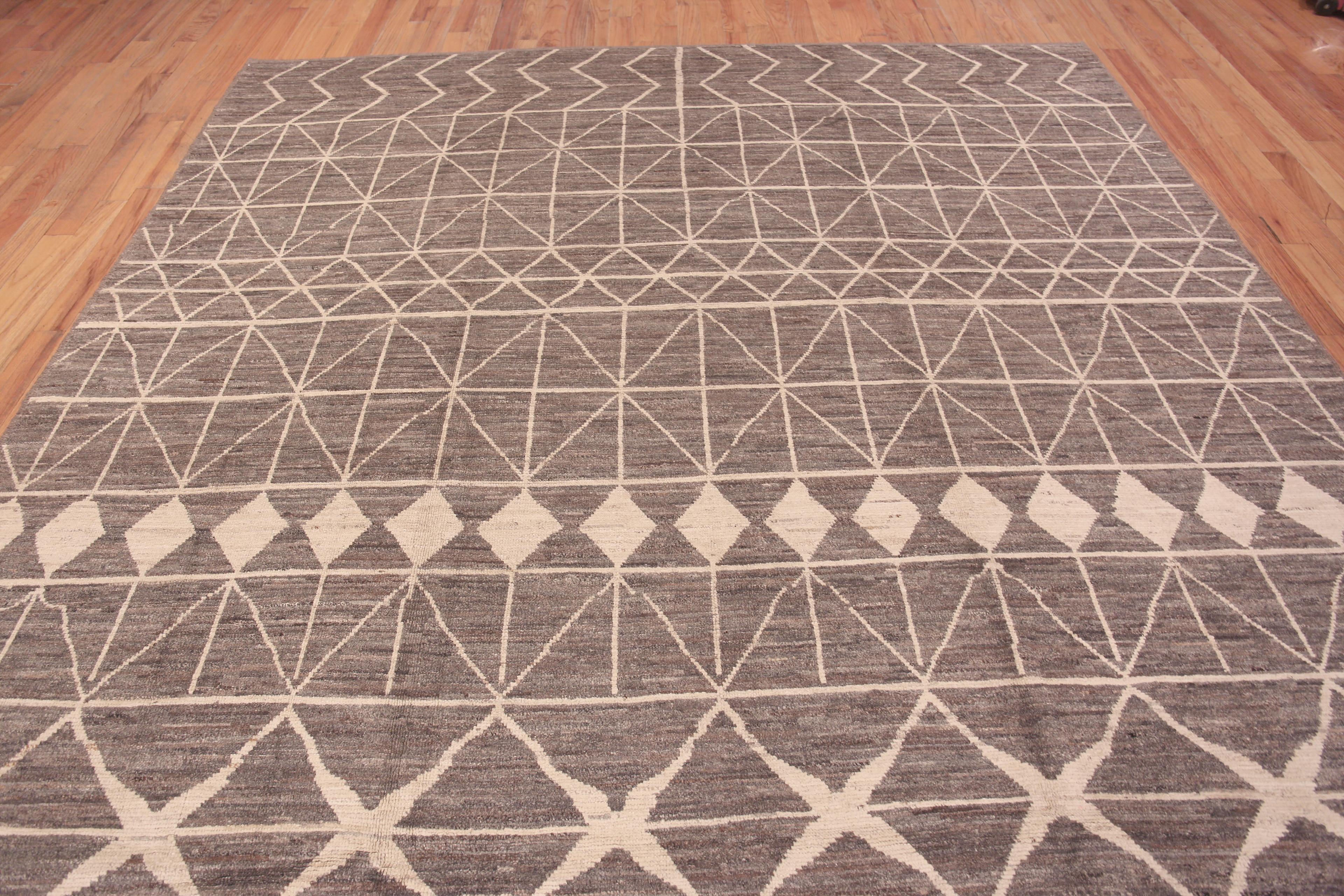 Room Size Neutral Gray and Cream Color Tribal Design Modern Area Rug, Country Of Origin: Central Asia, Circa Date: Modern Rug 