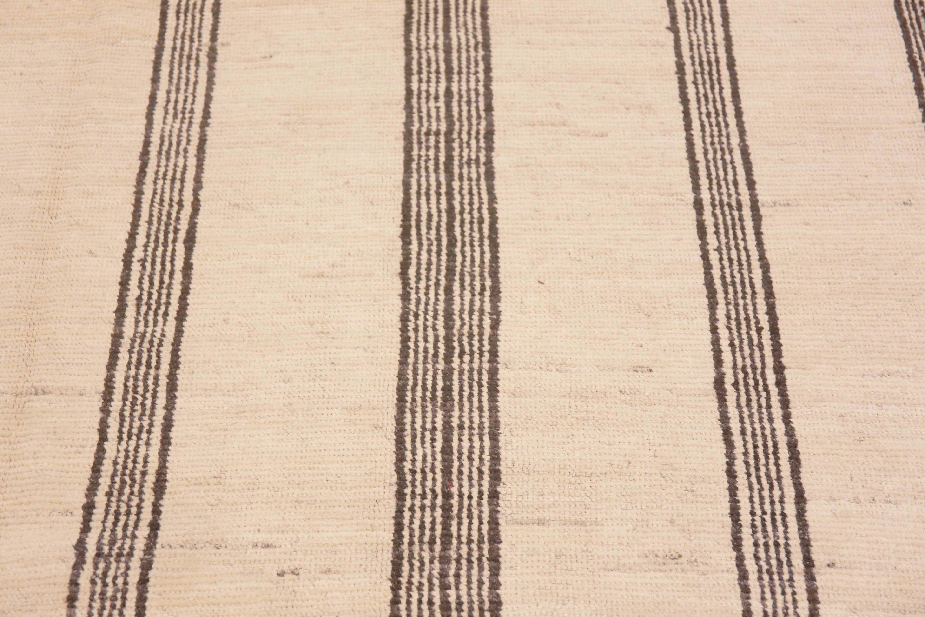 Contemporary Nazmiyal Collection Handmade Wool Pile Modern Stripped Room Size Rug 9'1