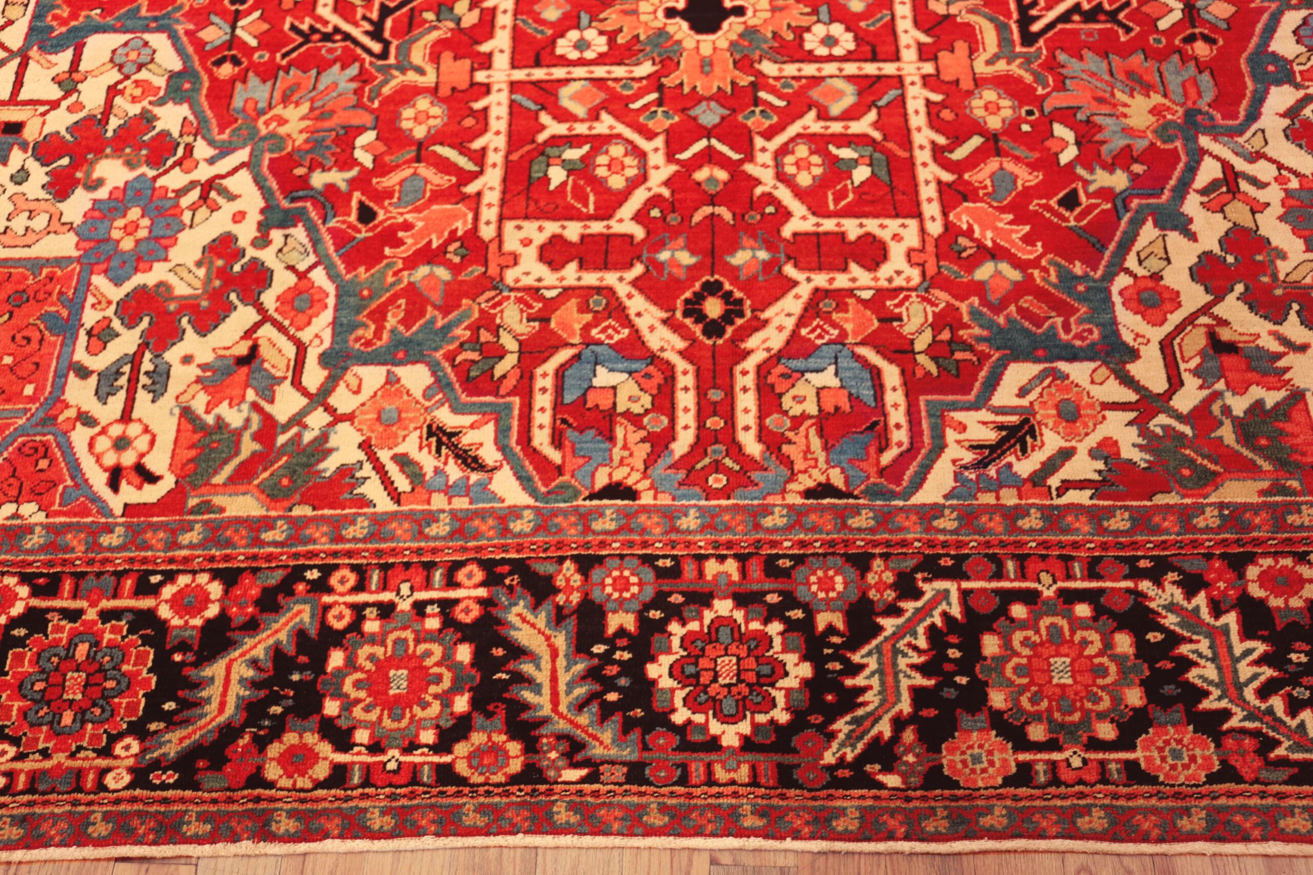 Heriz Serapi Nazmiyal Collection Heriz Rug Persian Weaving 10 ft 4 in x 13 ft 4 in For Sale