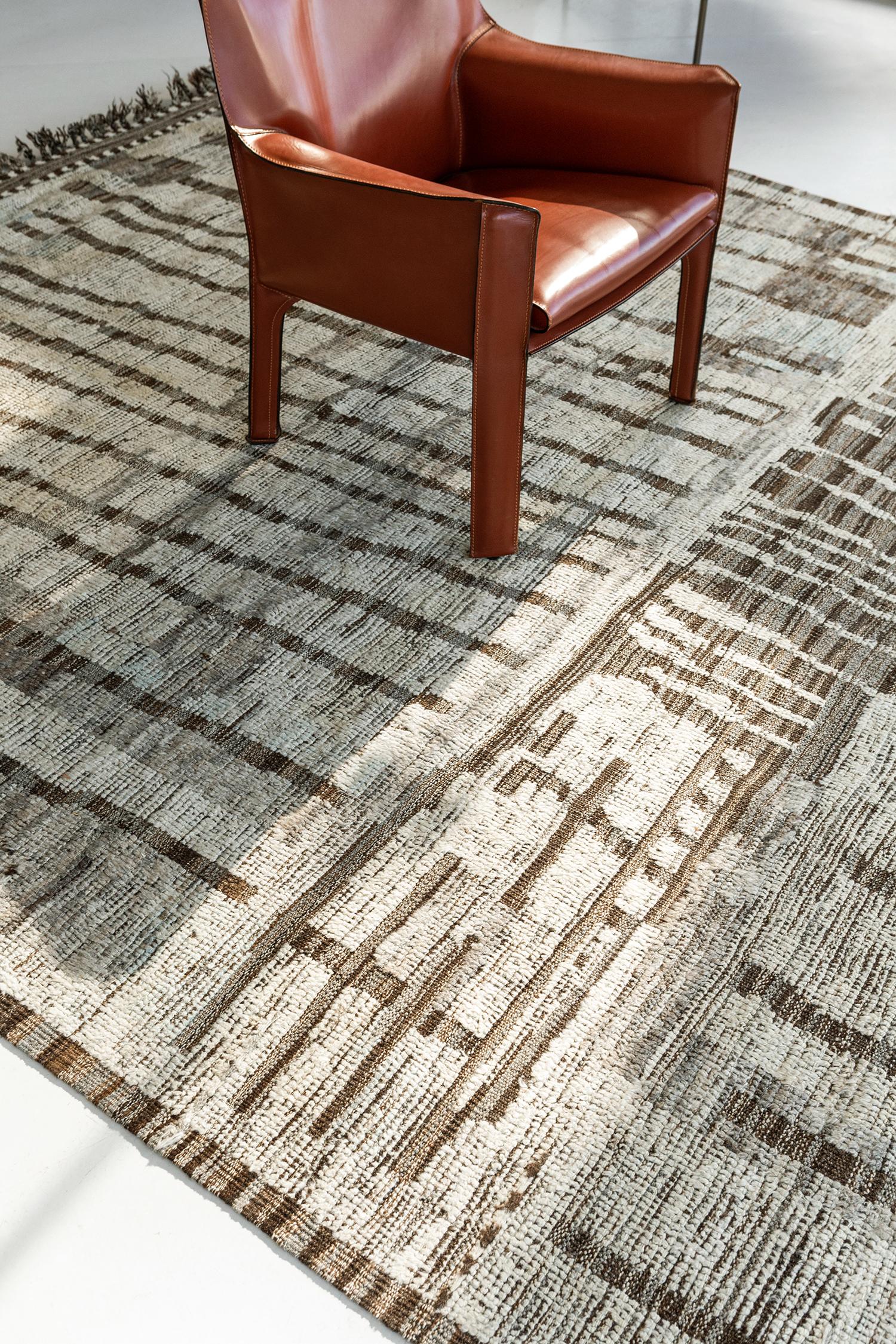 Hand-Knotted Nazmiyal Collection Ivory Gray Modern Distressed Rug.  8 ft 10 in x 11 ft 11 in 